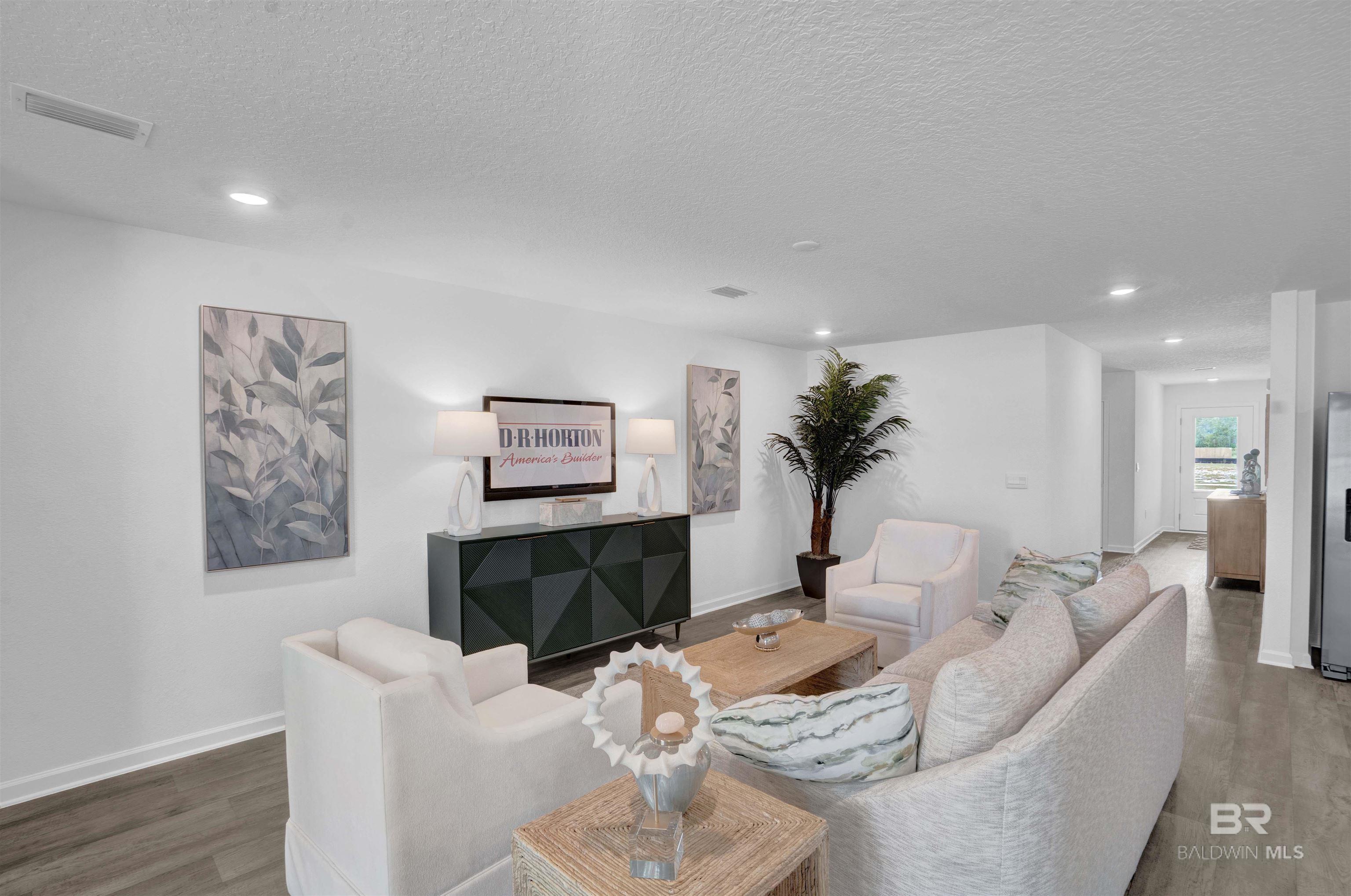 https://zimg.paragon.ice.com/ParagonImages/Property/PG/BCAR/397673/2/0/0/6e4eb25445b0cb93ec7f8fdb57bf26e8/7/898898bdb892b0909fed42e7014783a8/397673-18055A14-2231-46D0-9640-838F20BDD382.JPG