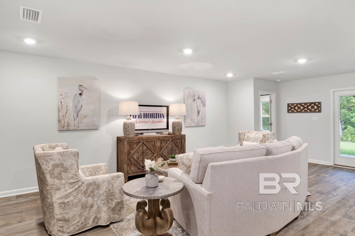 https://zimg.paragon.ice.com/ParagonImages/Property/PG/BCAR/397673/22/0/0/c8a40bad5a5d034c150b83af4353fd41/7/898898bdb892b0909fed42e7014783a8/397673-C2218F73-D910-42C9-AF6A-B2106678C12B.JPG