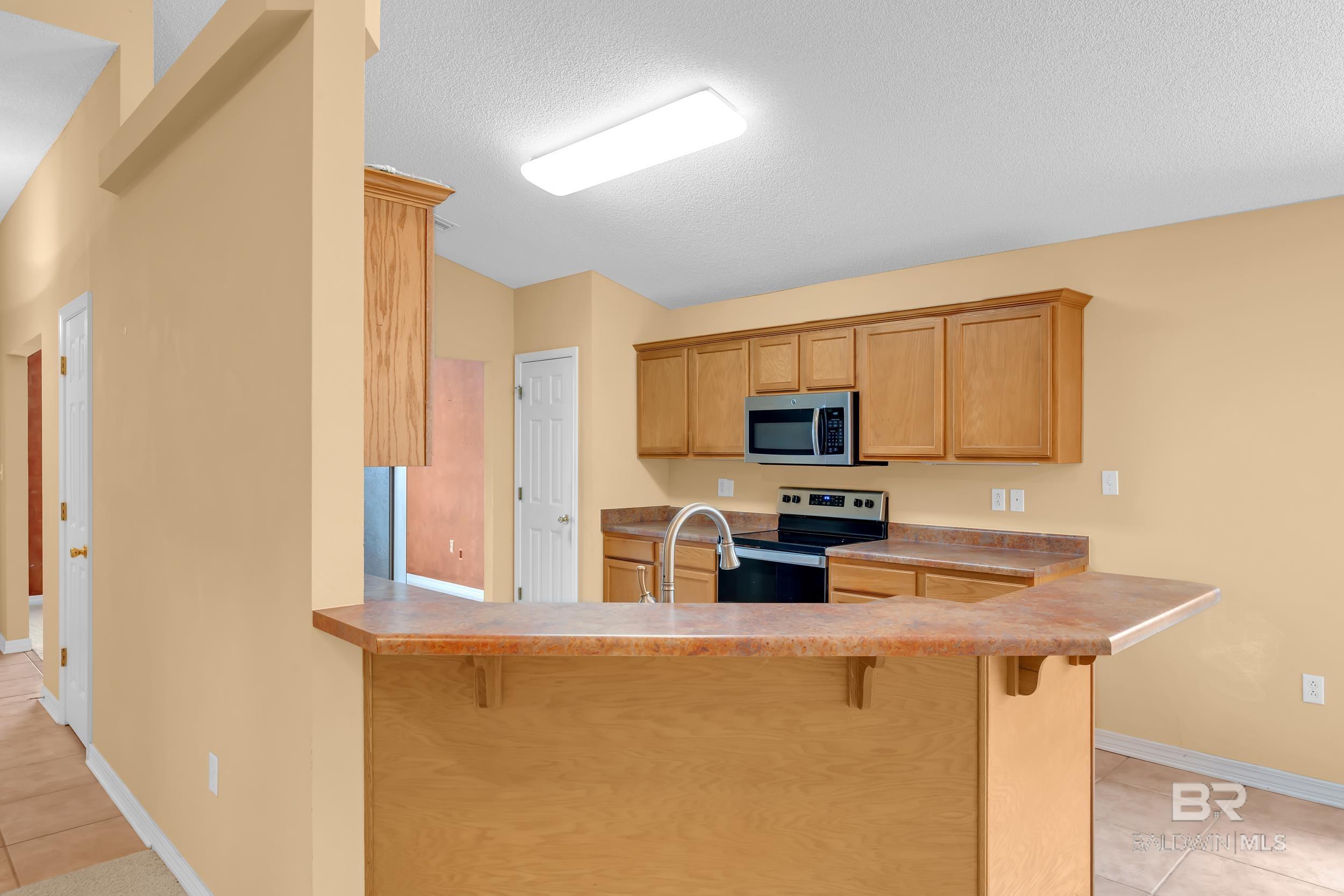 https://zimg.paragon.ice.com/ParagonImages/Property/PG/BCAR/397690/22/0/0/80830dfcb473ca4701370ec8add92bfc/7/f6491006b91baffbf5b4c83d8298d933/397690-0866c64c-368d-4d44-8218-e143a729bff6.JPG