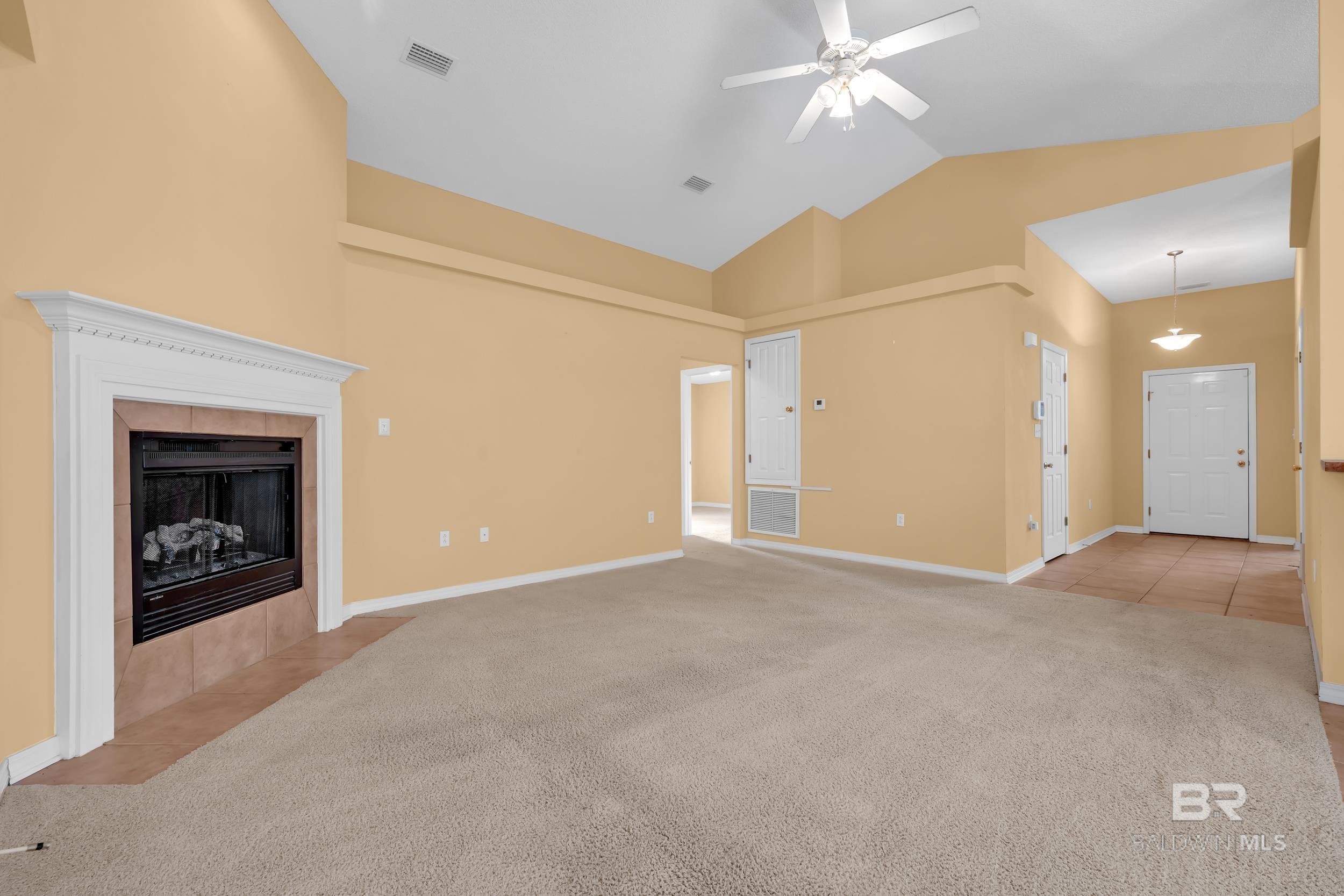 https://zimg.paragon.ice.com/ParagonImages/Property/PG/BCAR/397690/25/0/0/0fc803adf325594694dc878f6c82f3eb/7/f6491006b91baffbf5b4c83d8298d933/397690-c682cdeb-9e25-4d73-a2d4-7dedc0368b98.JPG