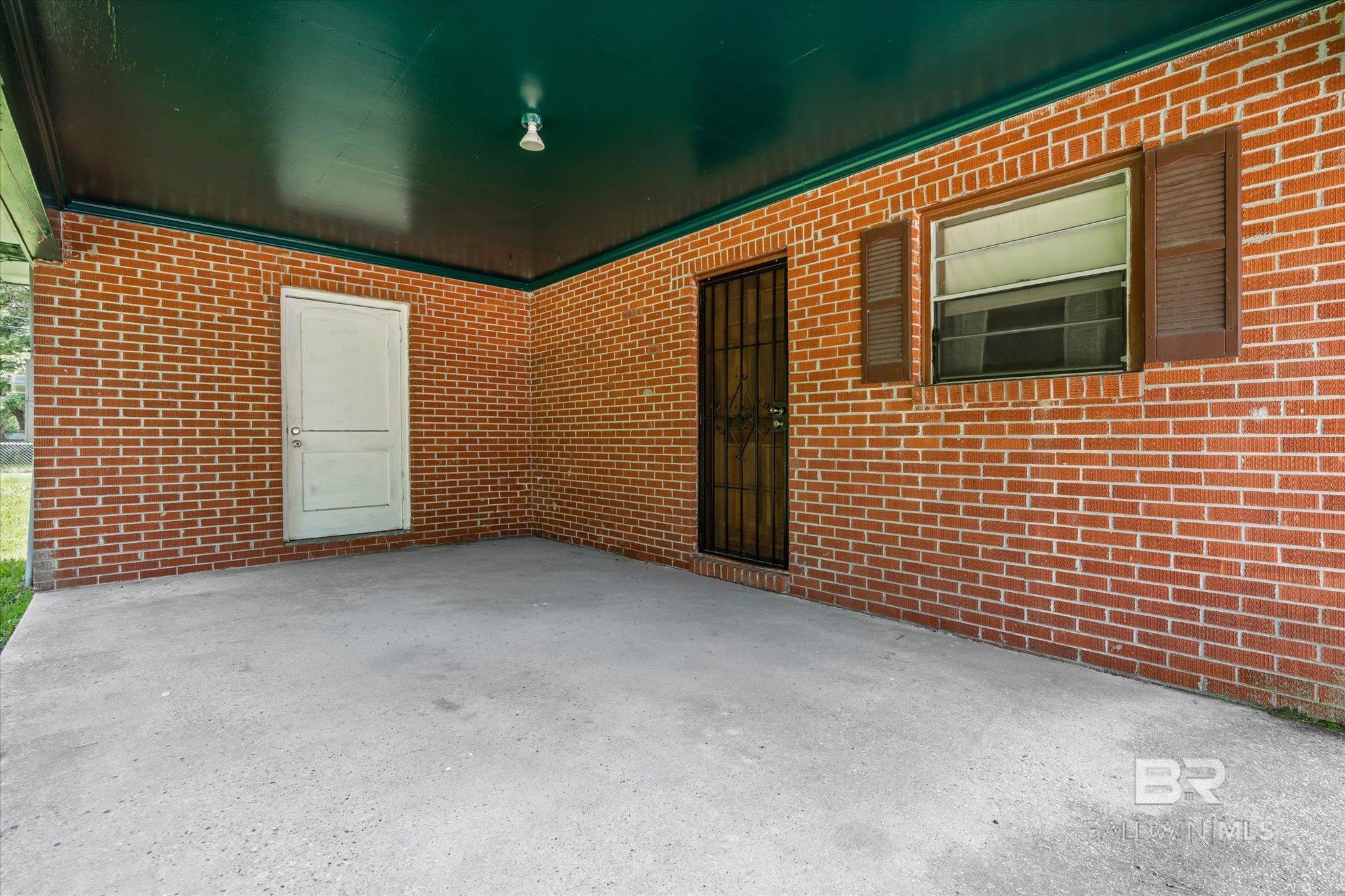 https://zimg.paragon.ice.com/ParagonImages/Property/PG/BCAR/397691/16/0/0/82e84688e9ae20f745b47b923ed4db94/7/7bfc02989561cc93e12d760033be6b8c/397691-4ce15d83-8b6b-4dbf-a523-eba93205137e.JPG