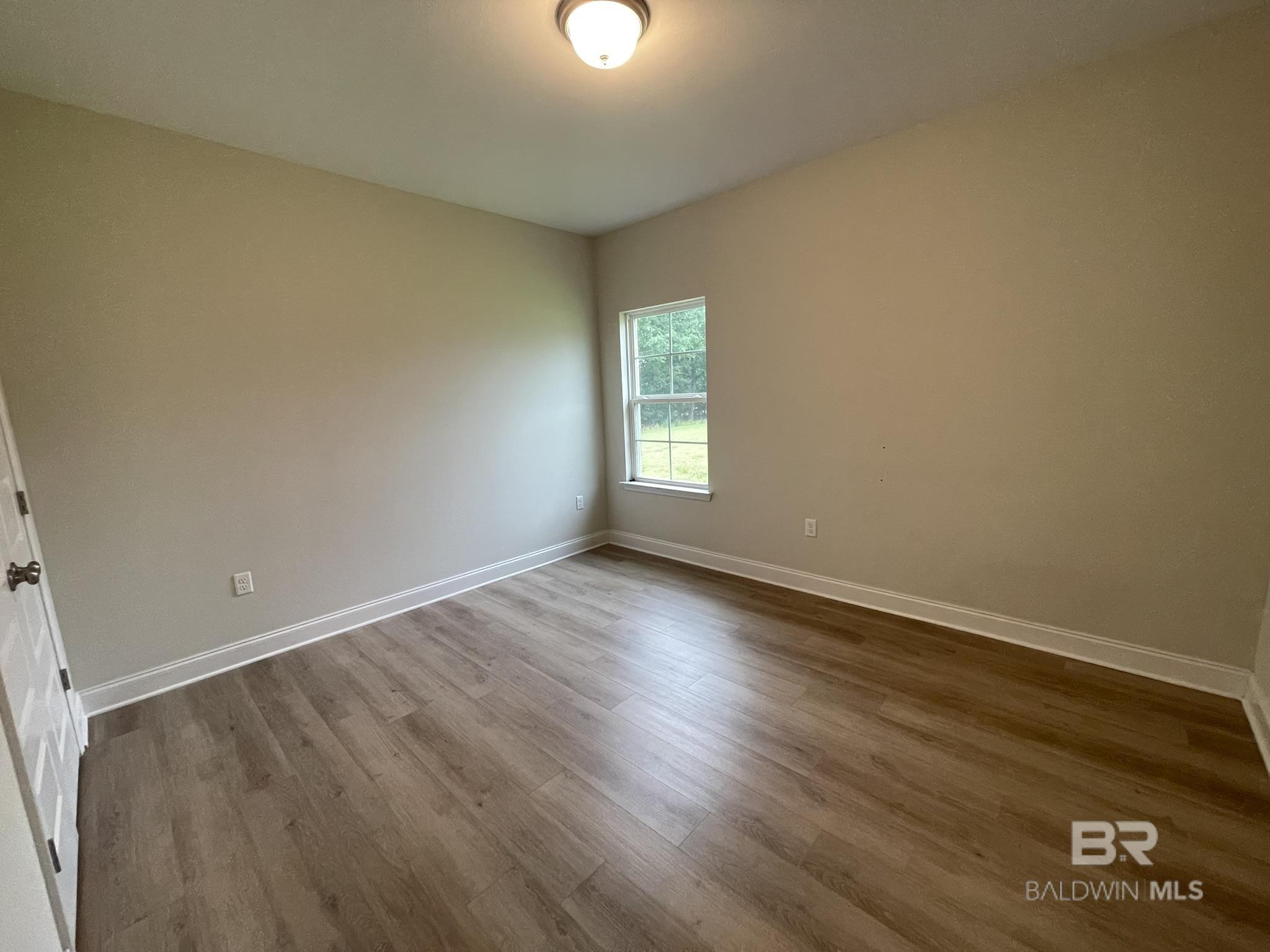 https://zimg.paragon.ice.com/ParagonImages/Property/PG/BCAR/397692/12/0/0/f331b3e47ac8cdf4ee9509a3adacd106/7/fa54cfc5ee52e1d1f84de7186cf1fe18/397692-9e2aeb77-8589-4cb7-871e-5fa3059da53d.JPG