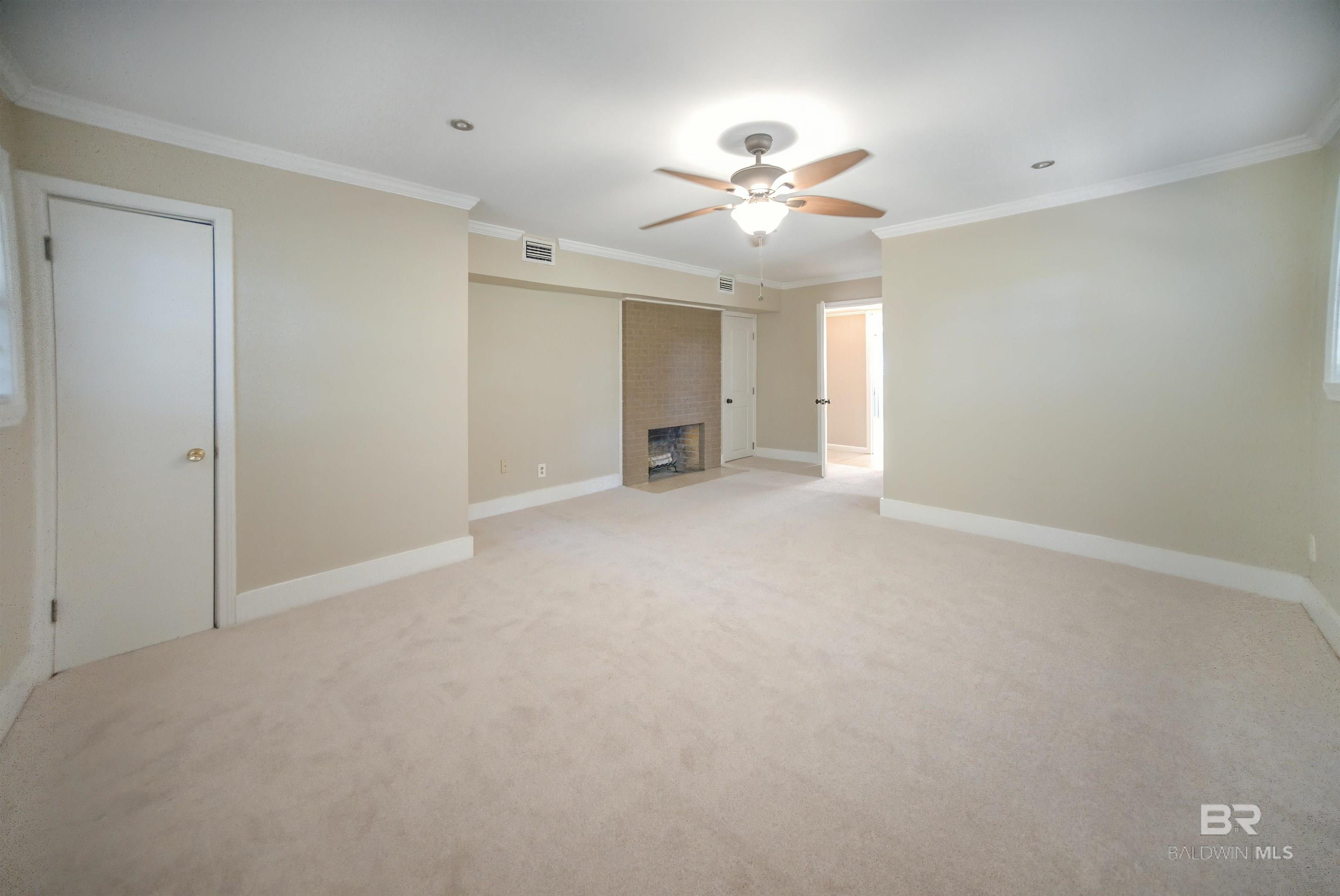 https://zimg.paragon.ice.com/ParagonImages/Property/PG/BCAR/397701/14/0/0/f49d356507775deb4a0aae480203149a/7/f2d31217e6dfcc33c5fd74301917e3cb/397701-4bd211d6-528d-46b7-86a5-58c4106ea75e.JPG