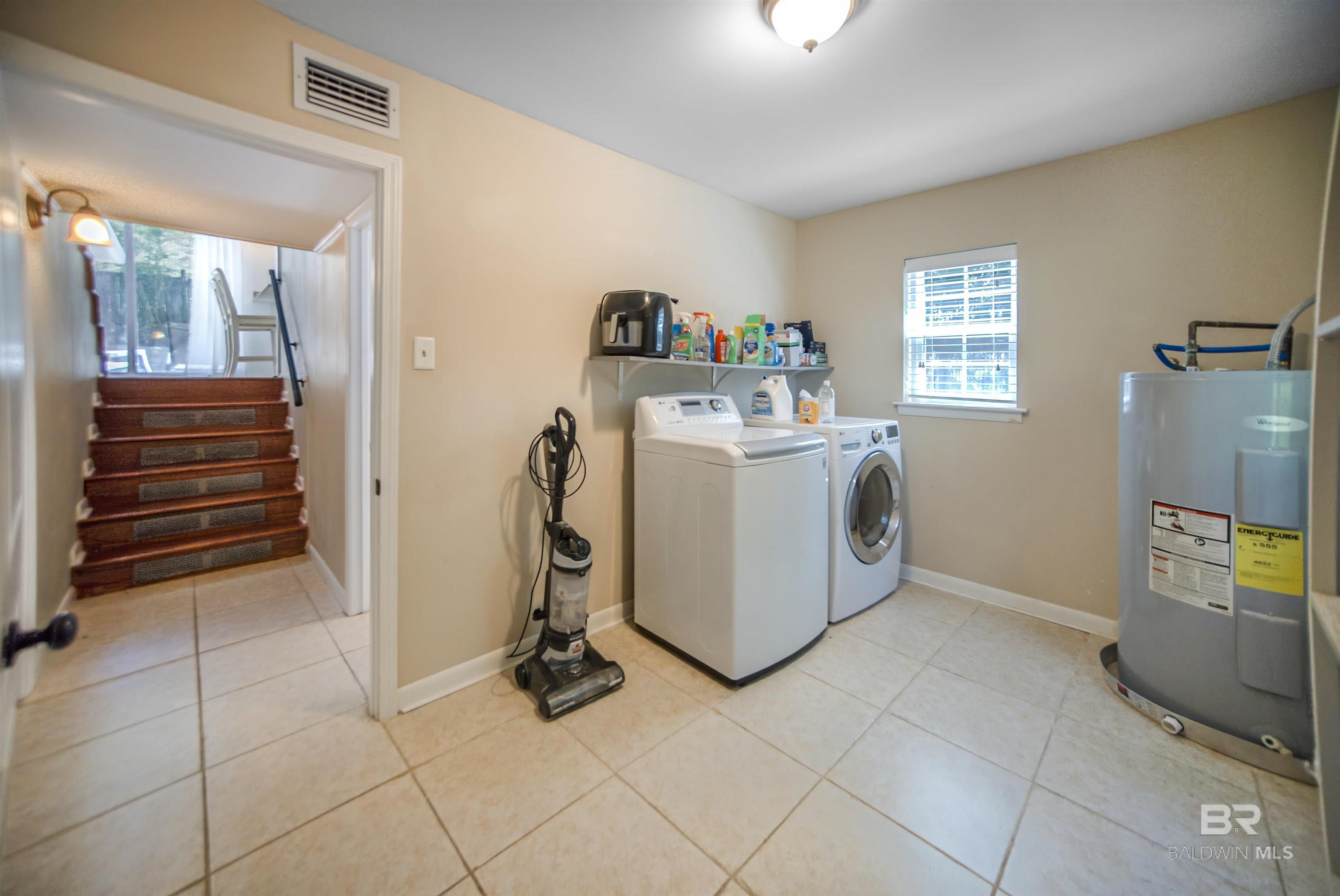 https://zimg.paragon.ice.com/ParagonImages/Property/PG/BCAR/397701/28/0/0/44ed5ce7025d0b3371e55e5770497f9d/7/f2d31217e6dfcc33c5fd74301917e3cb/397701-70b300af-56db-4348-94d9-3af82f24049f.JPG