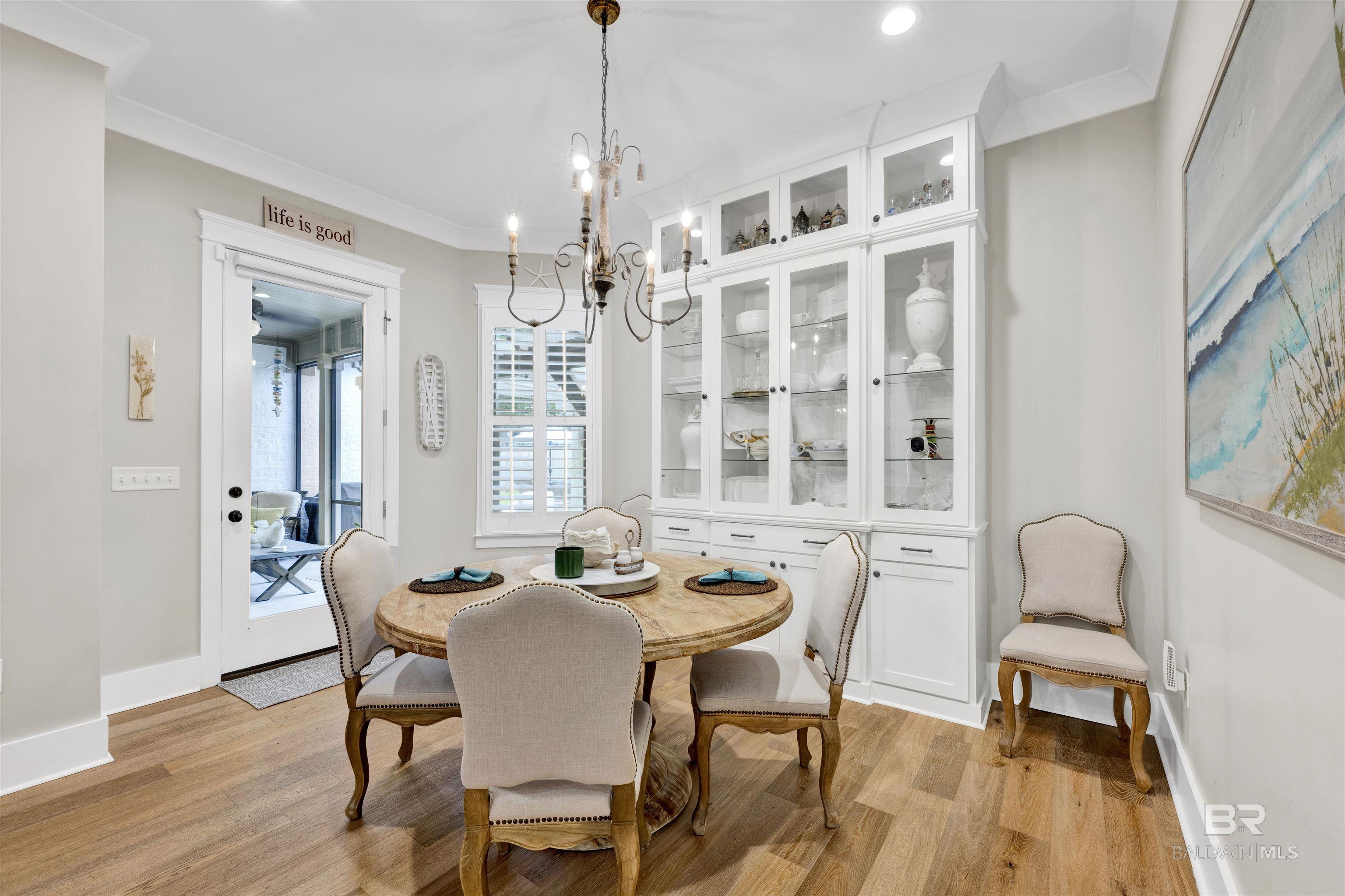 https://zimg.paragon.ice.com/ParagonImages/Property/PG/BCAR/397707/9/0/0/cfe0f0a7863585aa288c43f852f5d3b8/7/24f30e9db72e5b304a419ca08ce3a78f/397707-07830343-2f05-4587-ba80-b67c56f6d33c.JPG