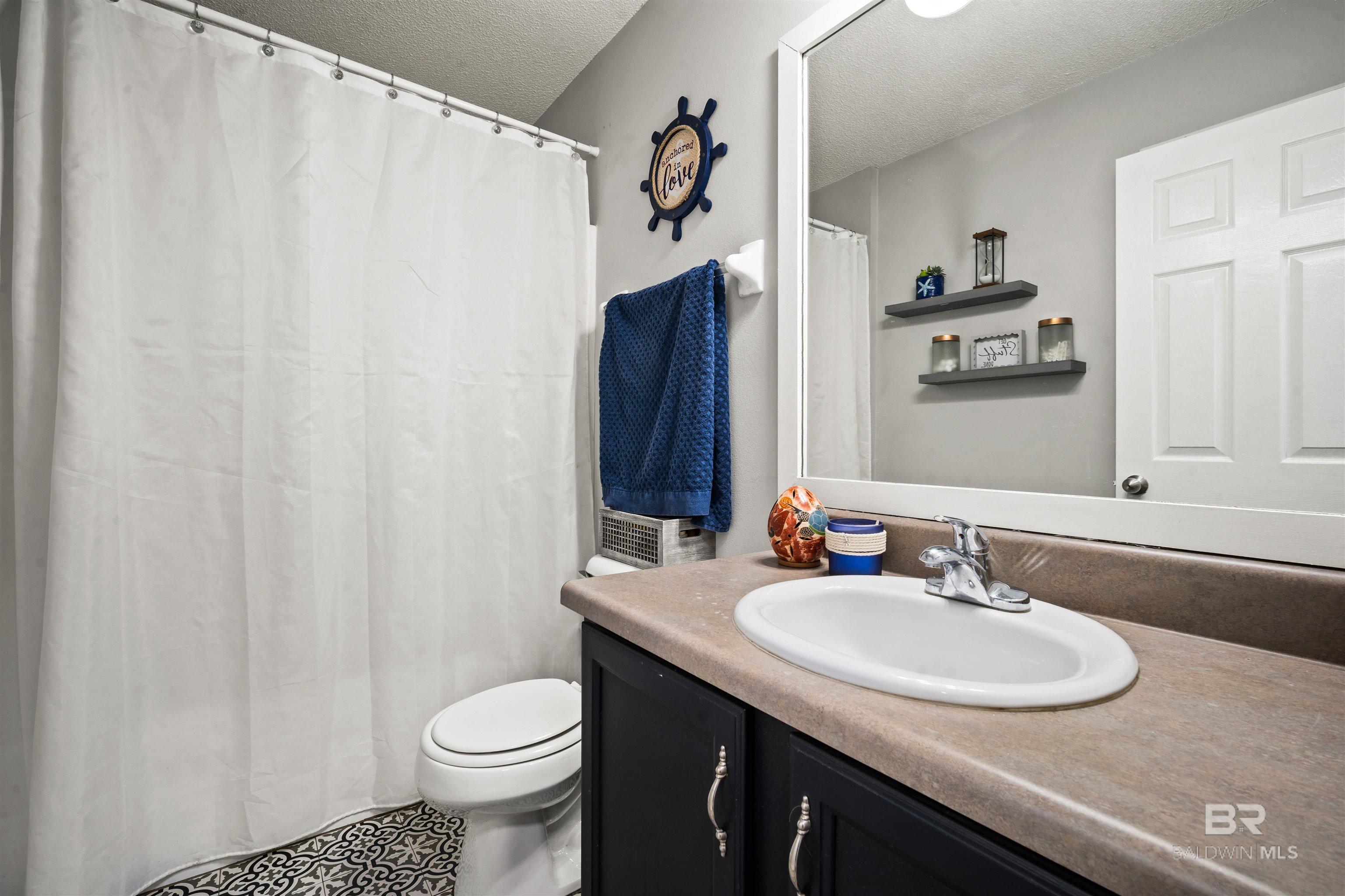 https://zimg.paragon.ice.com/ParagonImages/Property/PG/BCAR/397711/18/0/0/36544021f206f8ae2f325a8f0e30ac81/7/0c80655387ae6fb9961d3f96e1e80c49/397711-0cbc9561-7558-466f-88c6-fd80985c523a.JPG