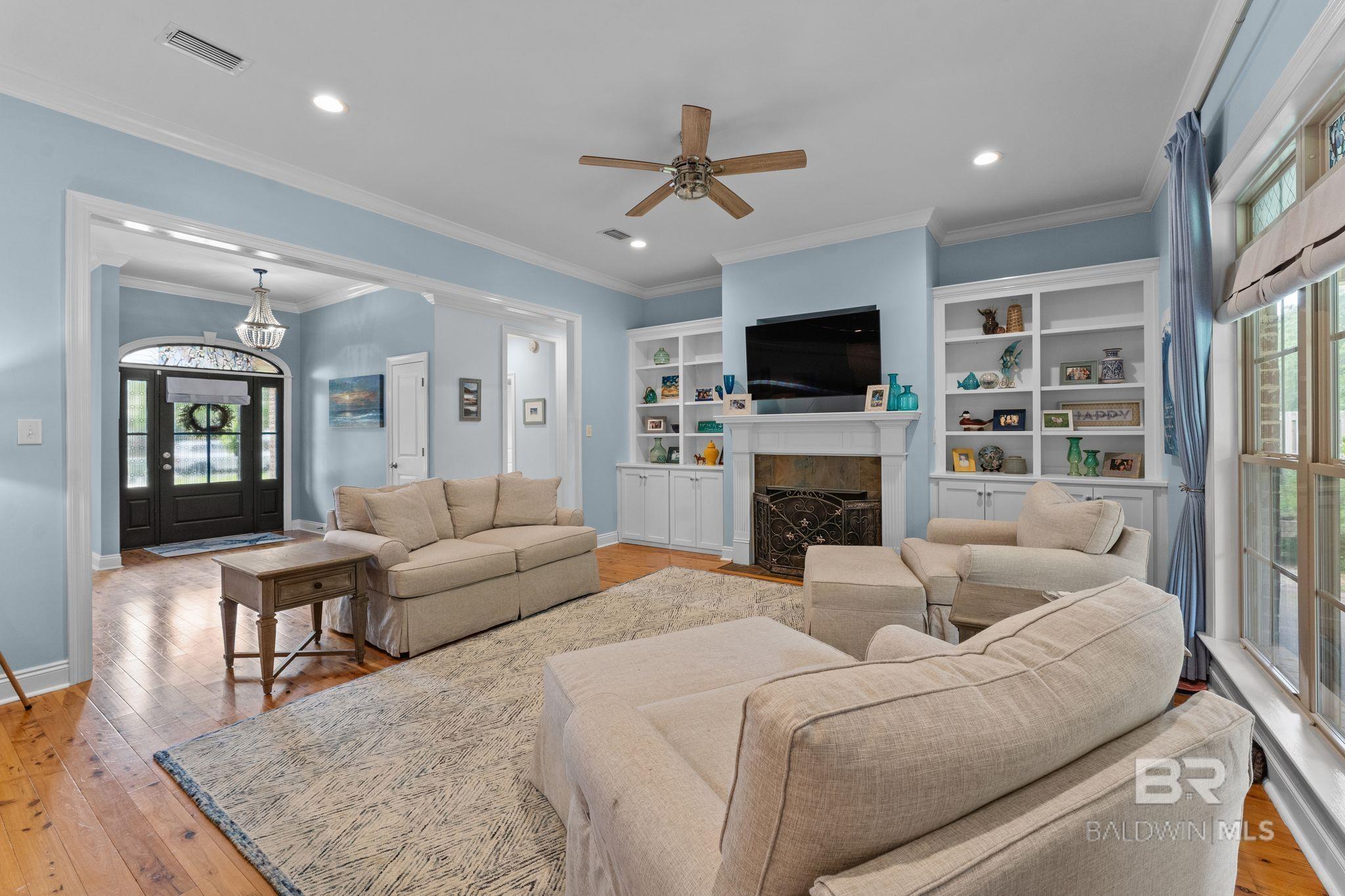 https://zimg.paragon.ice.com/ParagonImages/Property/PG/BCAR/397712/13/0/0/9b1ac54001928cdc475cd67be5177349/7/671a1b6a765cf8ff4d4a8dc6dd2a84af/397712-011fe21c-8a00-4649-b54a-9869b93bb3a9.JPG
