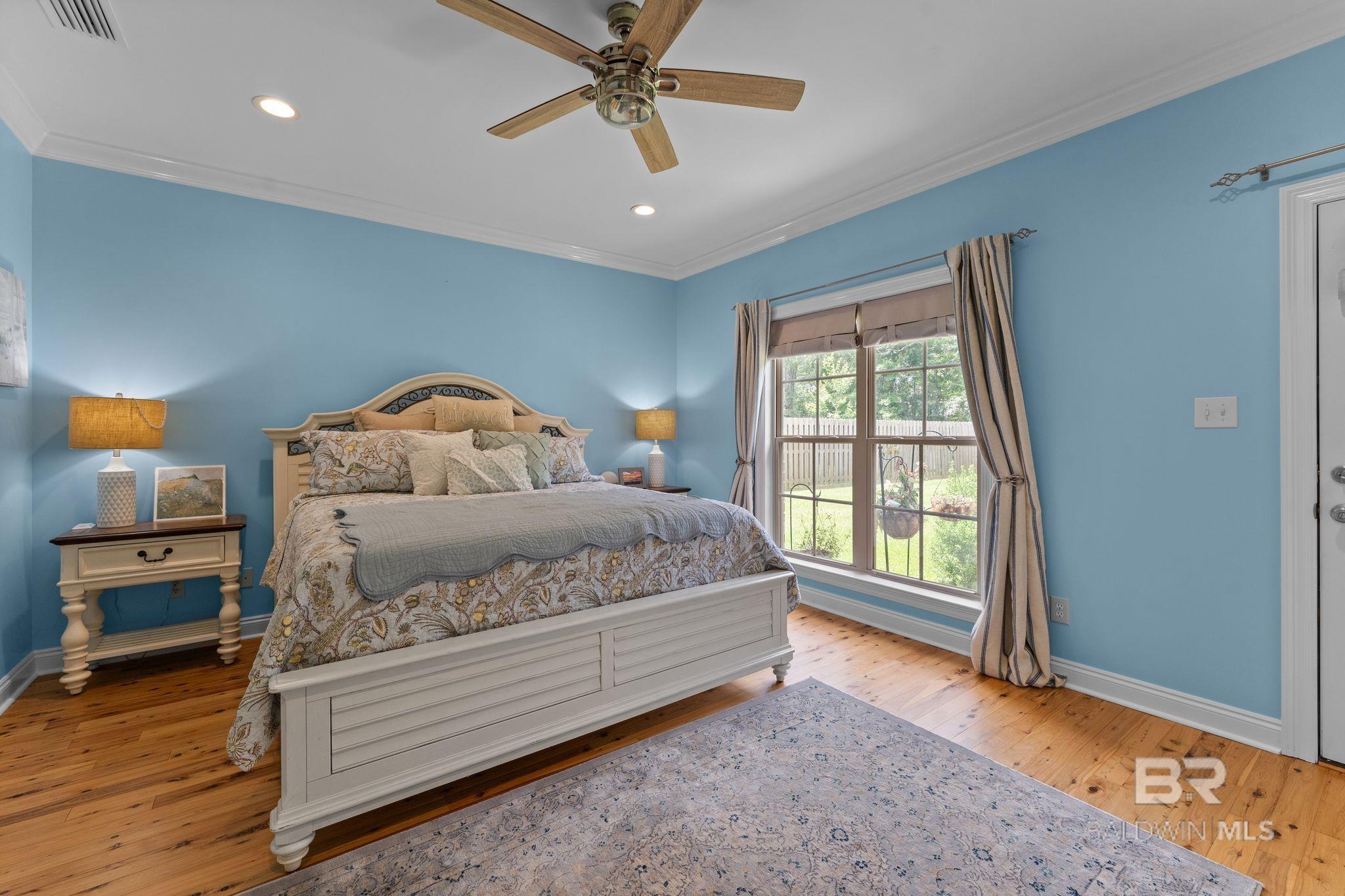 https://zimg.paragon.ice.com/ParagonImages/Property/PG/BCAR/397712/33/0/0/8338b15239e7dab175134e8a31a802a1/7/671a1b6a765cf8ff4d4a8dc6dd2a84af/397712-58a9d0fa-3a68-4db1-9e3a-287c59e5b3b9.JPG
