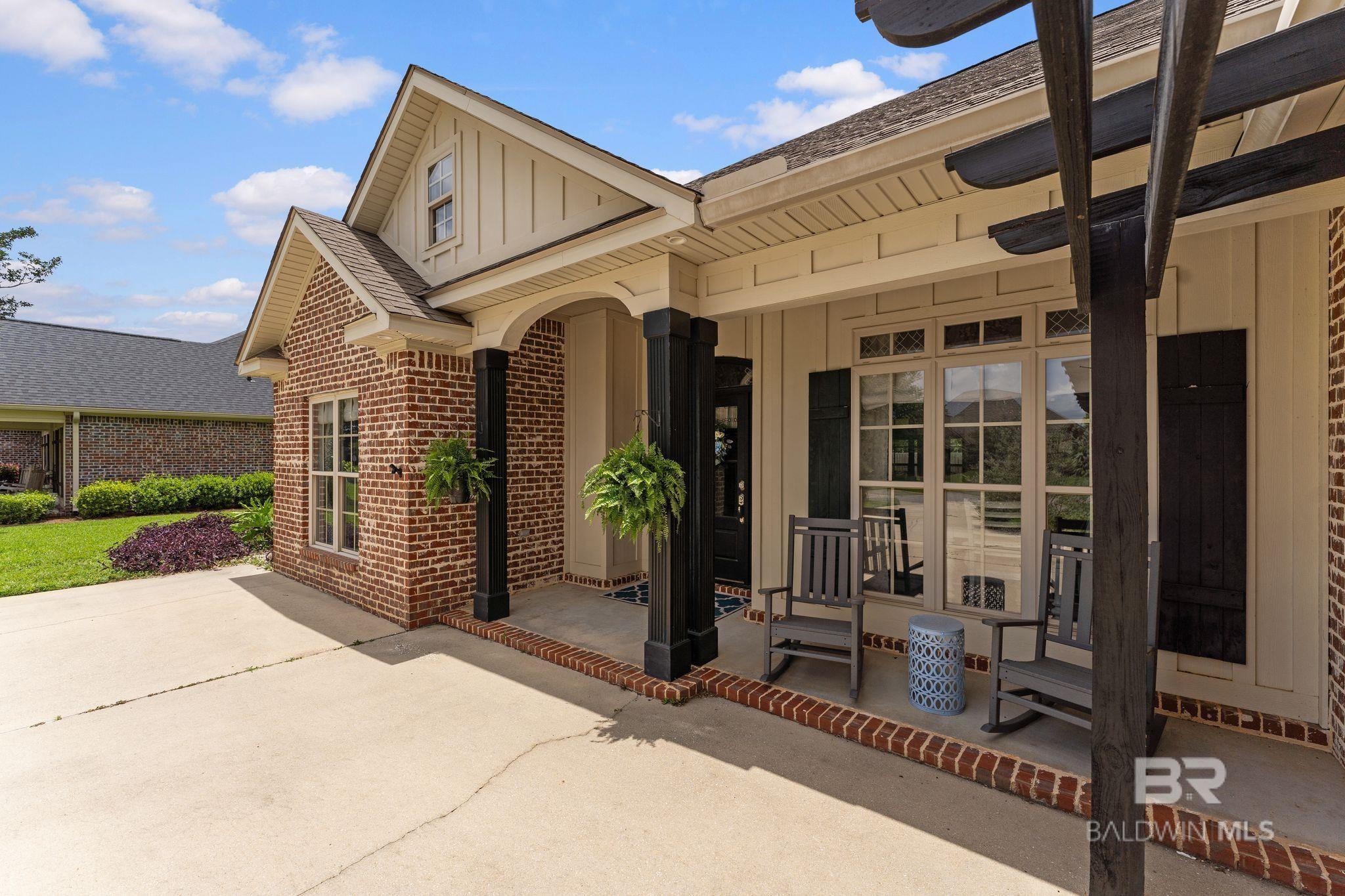 https://zimg.paragon.ice.com/ParagonImages/Property/PG/BCAR/397712/4/0/0/972dc54291b721b7a6c5ce076335d3e9/7/671a1b6a765cf8ff4d4a8dc6dd2a84af/397712-dba52ba2-7f85-437f-a0d8-84f89c98d114.JPG