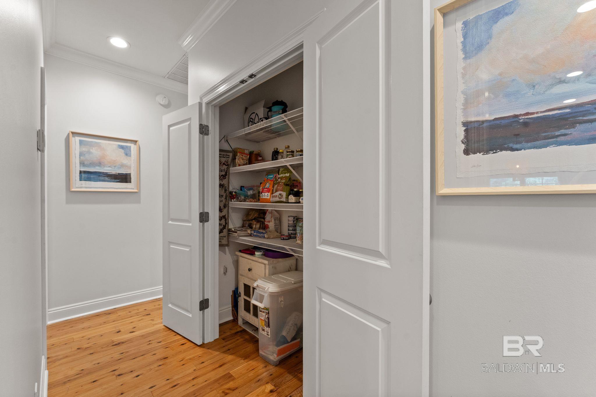 https://zimg.paragon.ice.com/ParagonImages/Property/PG/BCAR/397712/55/0/0/b24462552ef2a1fb901286c53469e223/7/671a1b6a765cf8ff4d4a8dc6dd2a84af/397712-83ed9c9c-1f00-4b40-b205-65faa04dd7cf.JPG