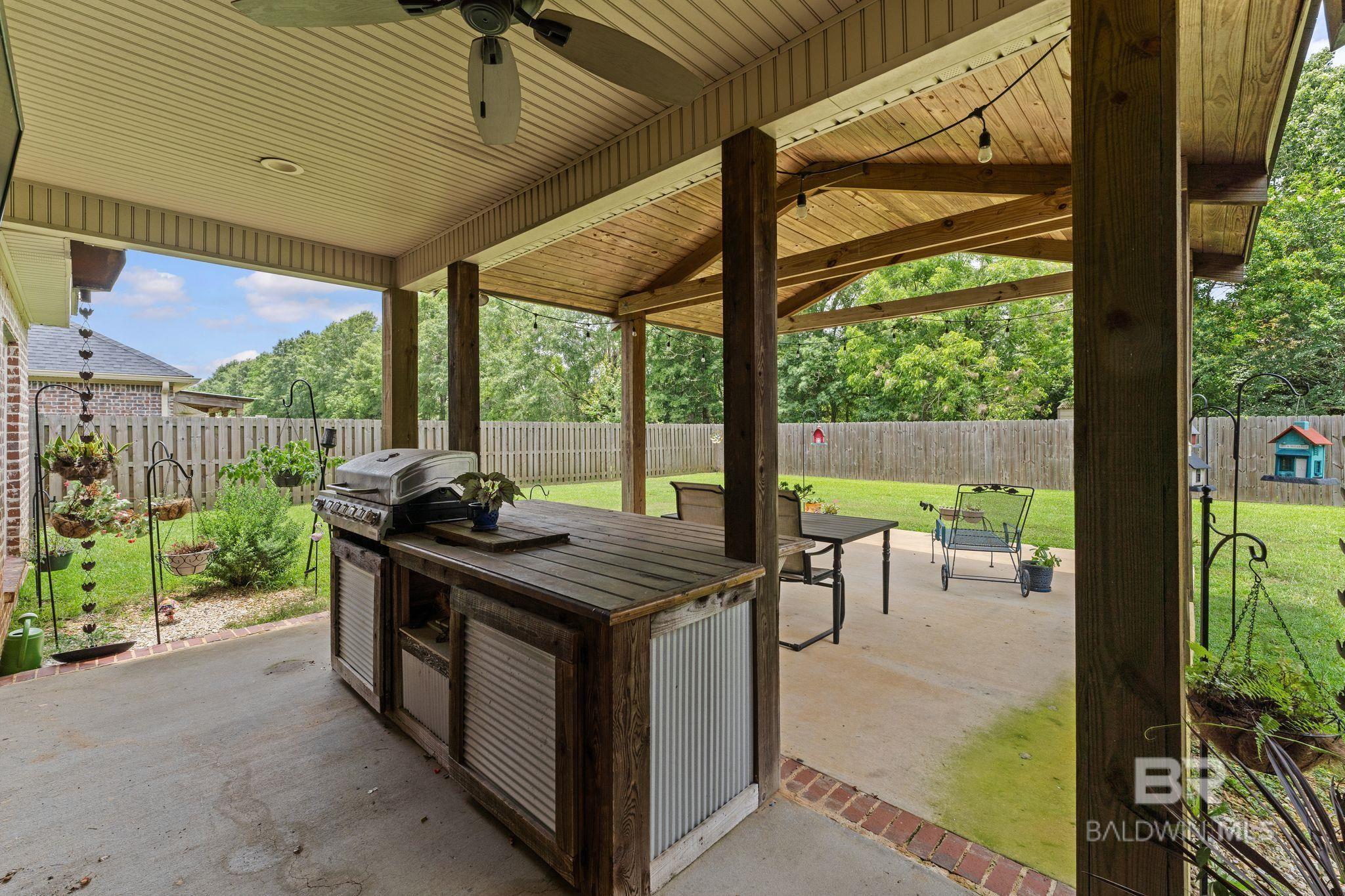 https://zimg.paragon.ice.com/ParagonImages/Property/PG/BCAR/397712/61/0/0/26923045da27de647930787b792ff8cf/7/671a1b6a765cf8ff4d4a8dc6dd2a84af/397712-2f105c24-0233-49c3-93ea-4d3b05dd918c.JPG