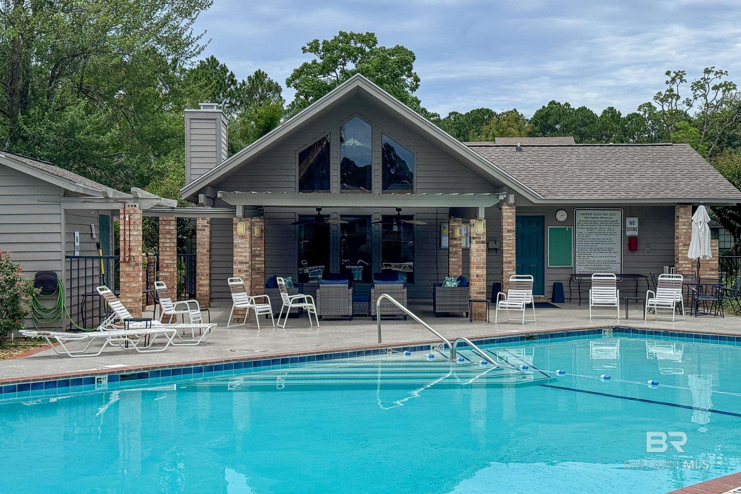 https://zimg.paragon.ice.com/ParagonImages/Property/PG/BCAR/397725/30/0/0/f1e098e265061f3edbbe994aab2cc5b1/7/2964b1890350547584dd2773b360e482/397725-e5944fa1-b632-4ebe-9c98-fb32a0e17609.JPG