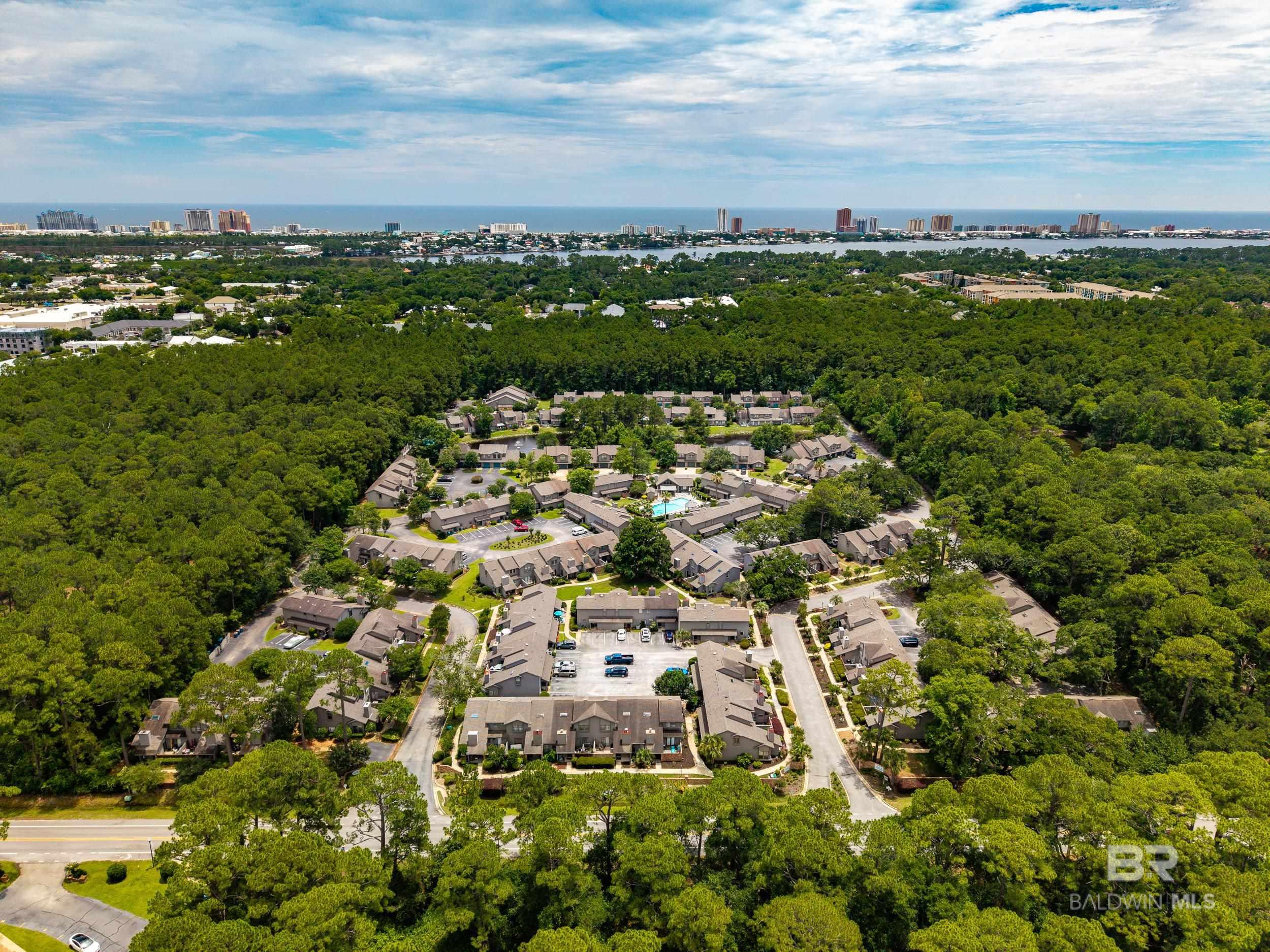 https://zimg.paragon.ice.com/ParagonImages/Property/PG/BCAR/397725/42/0/0/45166c3c7036ad77131899eb79ac613b/7/2964b1890350547584dd2773b360e482/397725-6f231348-e72d-45b0-a055-ddc3e9c154bf.JPG