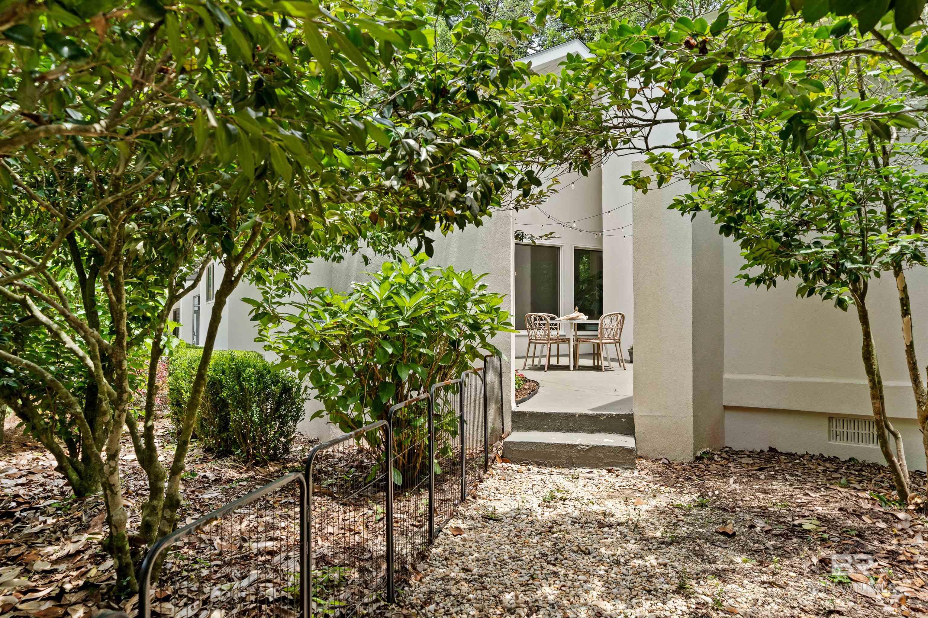https://zimg.paragon.ice.com/ParagonImages/Property/PG/BCAR/397735/69/0/0/e2686067042068f1db70b9b90ac7a26b/7/8084d8620f290d628cd2ae2ee0c9d5dd/397735-07bb125c-92fb-4487-9a9e-6bb149f43861.JPG