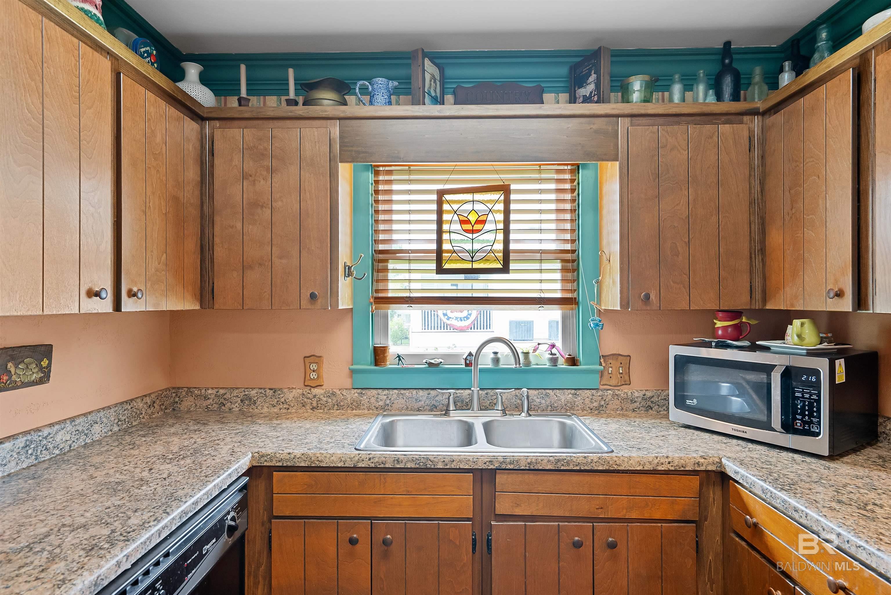 https://zimg.paragon.ice.com/ParagonImages/Property/PG/BCAR/397752/17/0/0/b7e831ec160268401b2b2392a3ea7ff0/7/02b8928516d4bb4d30406bdc5e9cdc1a/397752-b82b45dc-3f90-4525-a7f7-1ac9088ef754.JPG