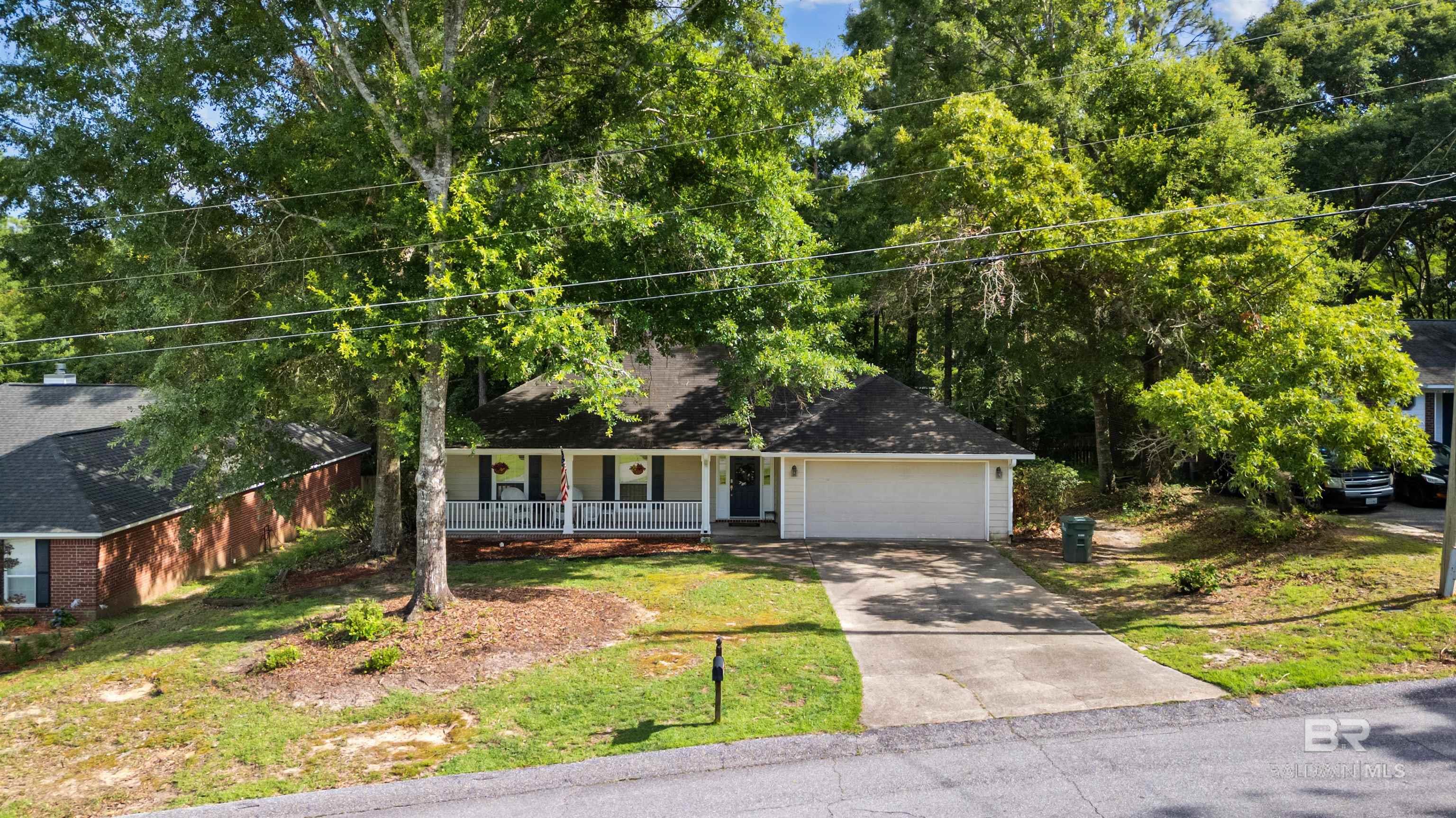 https://zimg.paragon.ice.com/ParagonImages/Property/PG/BCAR/397759/1/0/0/68b7d985d2e08bace46ae36371b3417d/7/6d4001e28a67941ad45709db2c332d7d/397759-ff9b28ac-16f0-4b99-ab39-98d93260d486.JPG