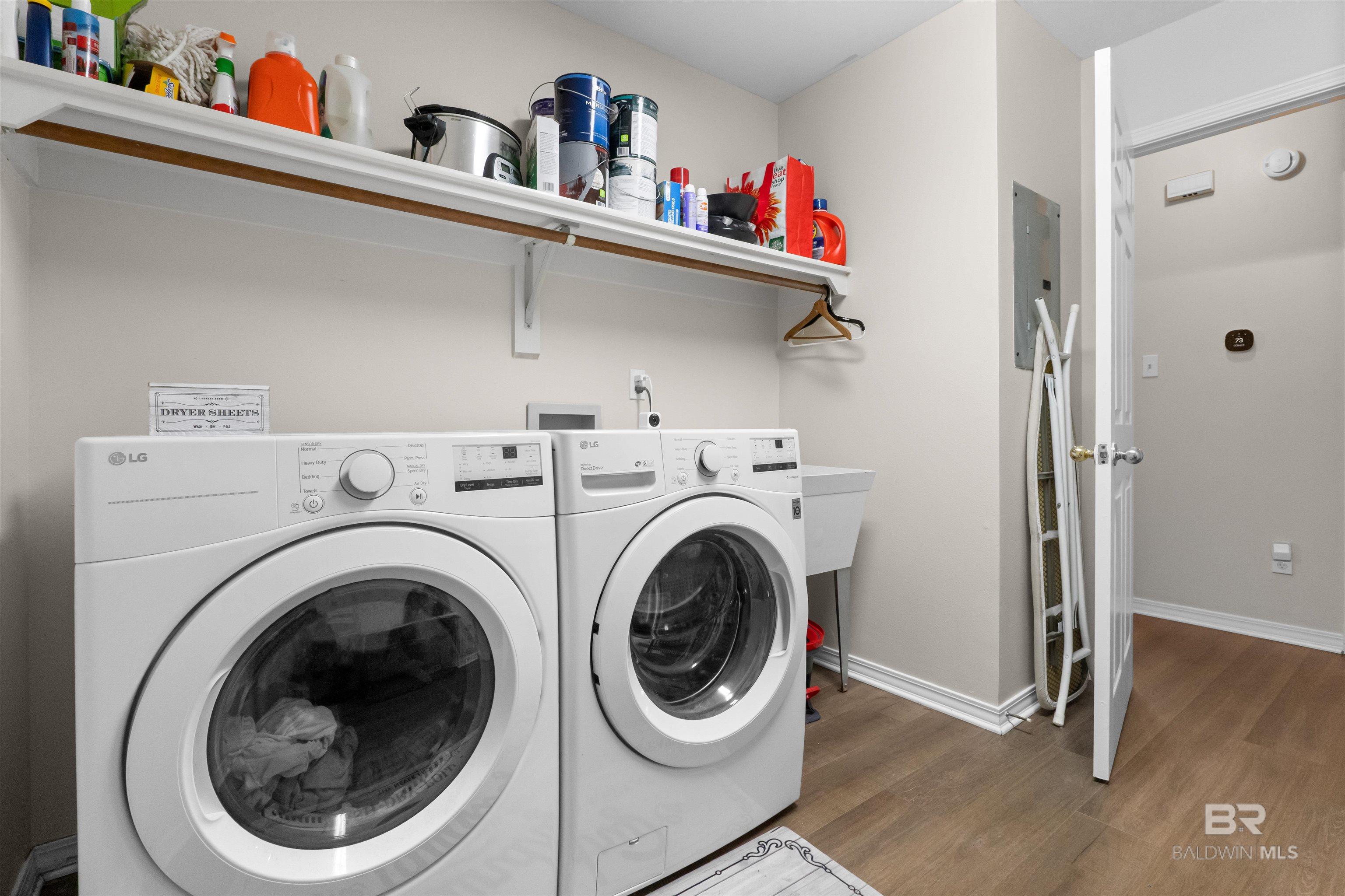 https://zimg.paragon.ice.com/ParagonImages/Property/PG/BCAR/397759/28/0/0/0c01a93d2e8364731c47e4090d32893a/7/6d4001e28a67941ad45709db2c332d7d/397759-b99d9894-338a-4750-a907-a0c83a4eb33e.JPG