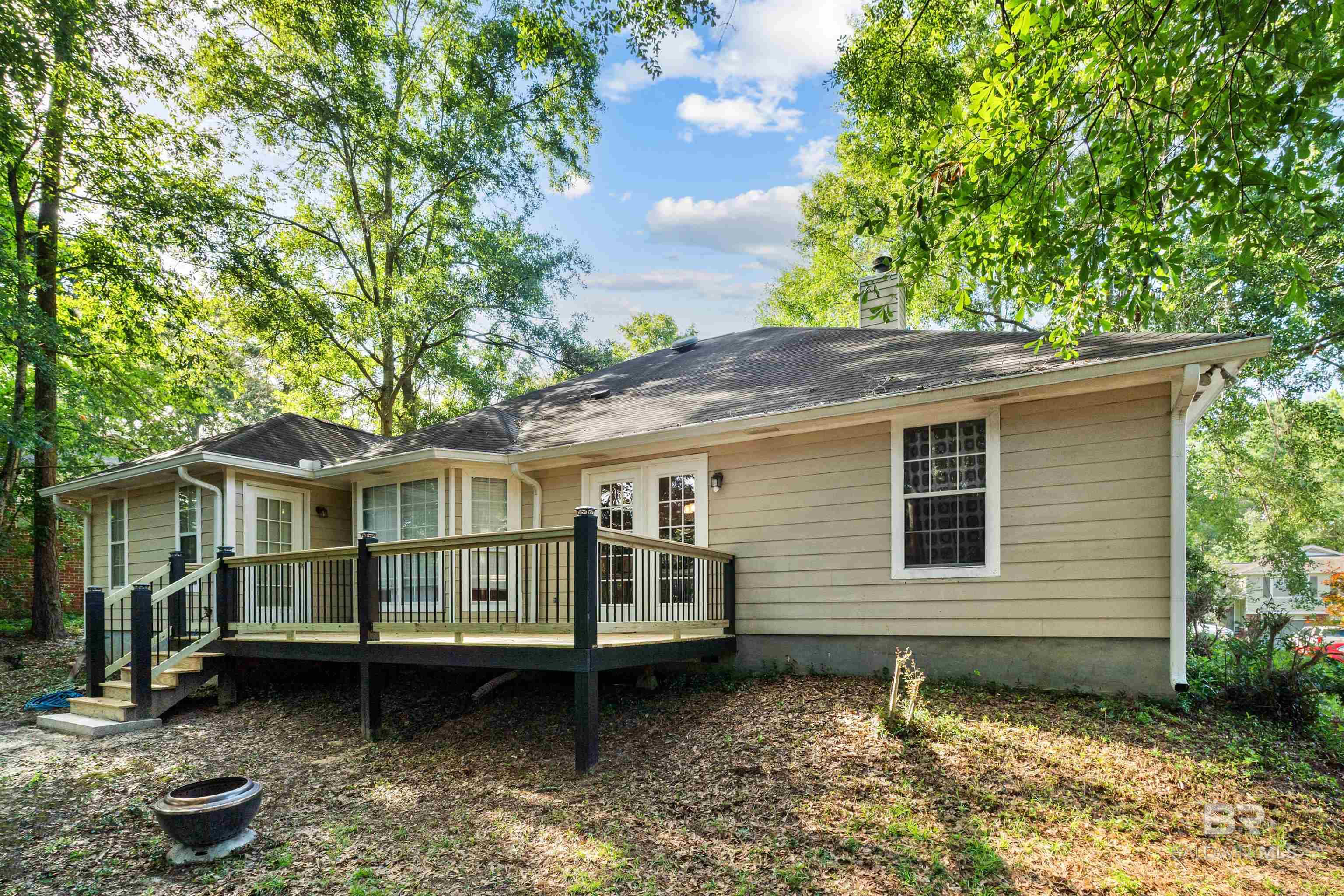 https://zimg.paragon.ice.com/ParagonImages/Property/PG/BCAR/397759/47/0/0/4fd54885e91ee5b7ecac895cedcd9b9a/7/6d4001e28a67941ad45709db2c332d7d/397759-1935a8cb-c967-4655-9446-ca1a3a781e48.JPG