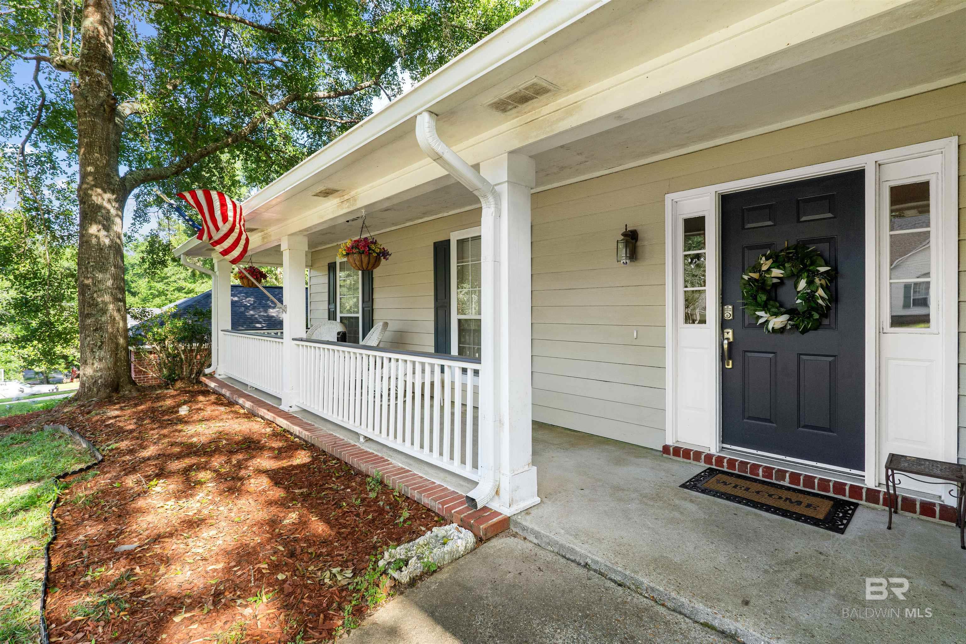 https://zimg.paragon.ice.com/ParagonImages/Property/PG/BCAR/397759/7/0/0/caa22f84a0d652d4812748a1402fe48a/7/6d4001e28a67941ad45709db2c332d7d/397759-9001ab1b-9958-426c-adc5-58461befa480.JPG