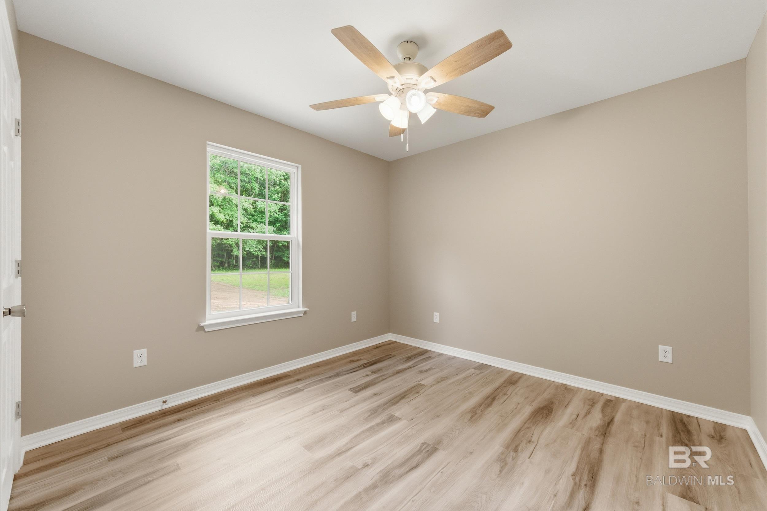 https://zimg.paragon.ice.com/ParagonImages/Property/PG/BCAR/397775/25/0/0/b8470fe1277938ac231295a57f050e37/7/7be30591f943df51d7da0621ac60b80e/397775-d19e83af-c38e-4134-bcbe-1b2f23b6f76e.JPG