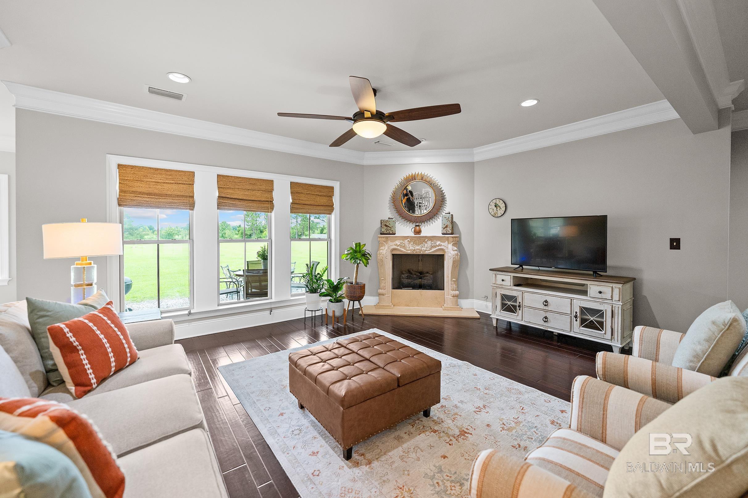 https://zimg.paragon.ice.com/ParagonImages/Property/PG/BCAR/397812/4/0/0/e099295b296a2ee95ad70aa2bce78d7d/7/d6730f81815dad6e987beb9229178284/397812-c30bdb83-ac4d-4f63-94a1-1ed5146d48d0.JPG