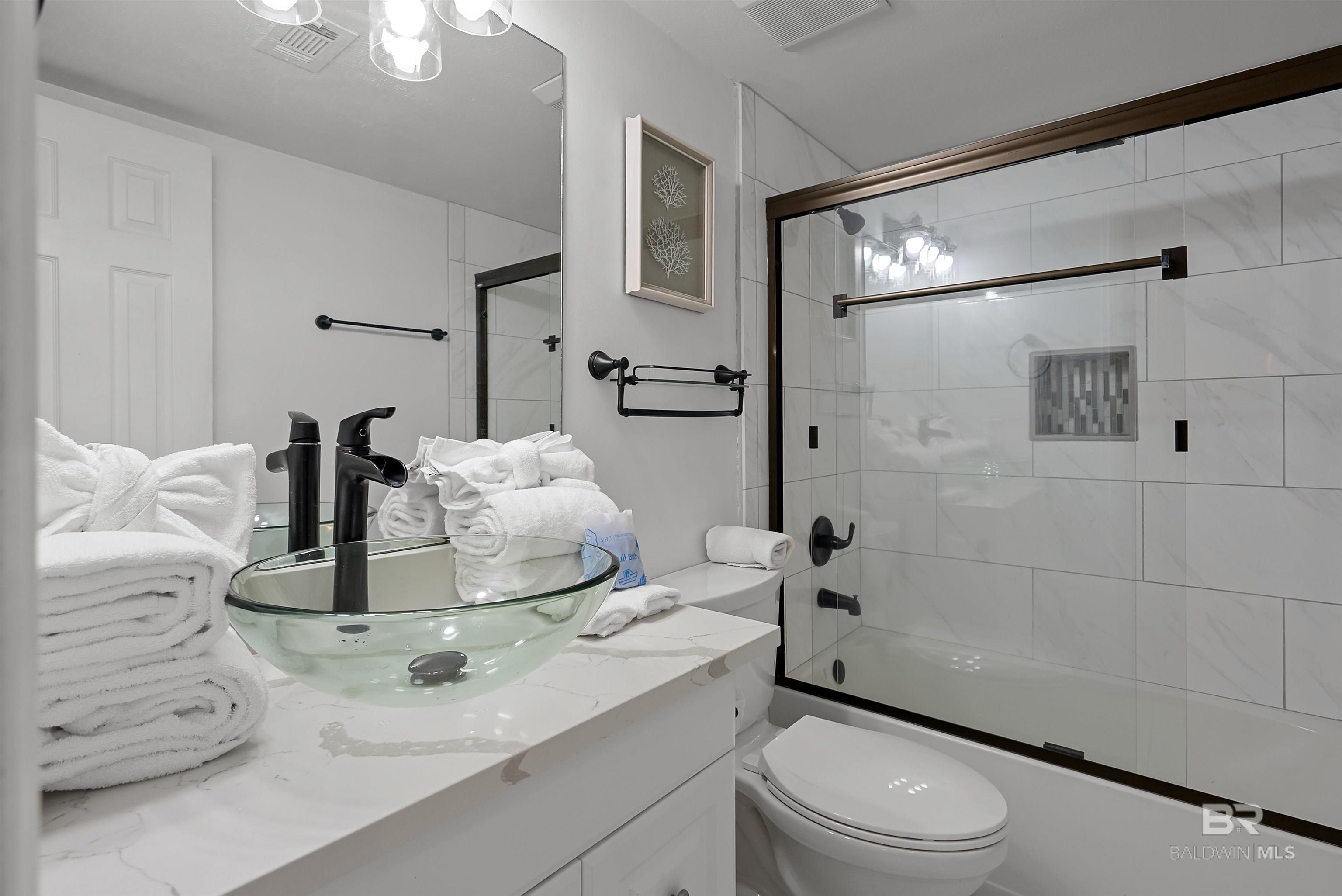 https://zimg.paragon.ice.com/ParagonImages/Property/PG/BCAR/397849/11/0/0/bbacc4f3e940a6bc43181e2465eab979/7/cb10fcd78d837a3e85afbe07f3960f9a/397849-d1c6bdb8-c194-492b-8a69-8c76a80611c0.JPG