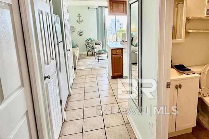 https://zimg.paragon.ice.com/ParagonImages/Property/PG/BCAR/397891/12/0/0/1e23e366774097092e8b11a667950852/7/01a11cc1e933df274a5b11d9252dd0d1/397891-d22e7837-90a1-4d1c-a1a1-bd706e5fabdb.JPG