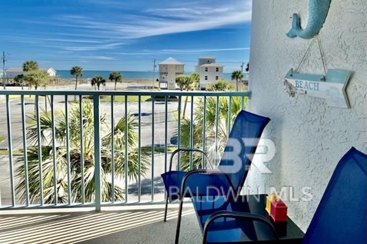 https://zimg.paragon.ice.com/ParagonImages/Property/PG/BCAR/397891/4/0/0/145f30c87386b832768b42c9ce4c2888/7/01a11cc1e933df274a5b11d9252dd0d1/397891-2e5a92a5-bc62-4569-897e-3e5f3d4b0356.JPG