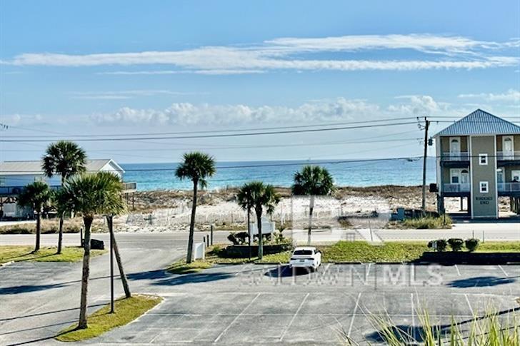https://zimg.paragon.ice.com/ParagonImages/Property/PG/BCAR/397891/70/0/0/43263cd2fc1ce4cad9b81a258cade81a/7/01a11cc1e933df274a5b11d9252dd0d1/397891-e2f13273-454a-448b-a385-beb42d295fe9.JPG