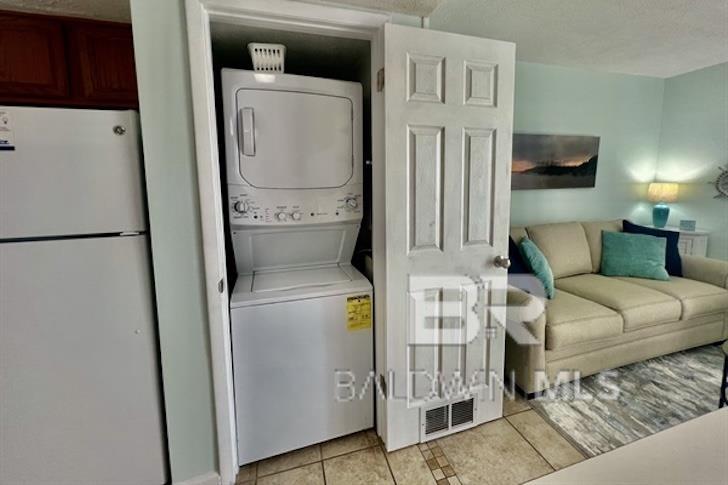 https://zimg.paragon.ice.com/ParagonImages/Property/PG/BCAR/397891/8/0/0/9a5fb1ca0e3ff568262b4bc9e74e44c9/7/01a11cc1e933df274a5b11d9252dd0d1/397891-82bda4e8-ebfe-4234-8faf-43164058beb3.JPG