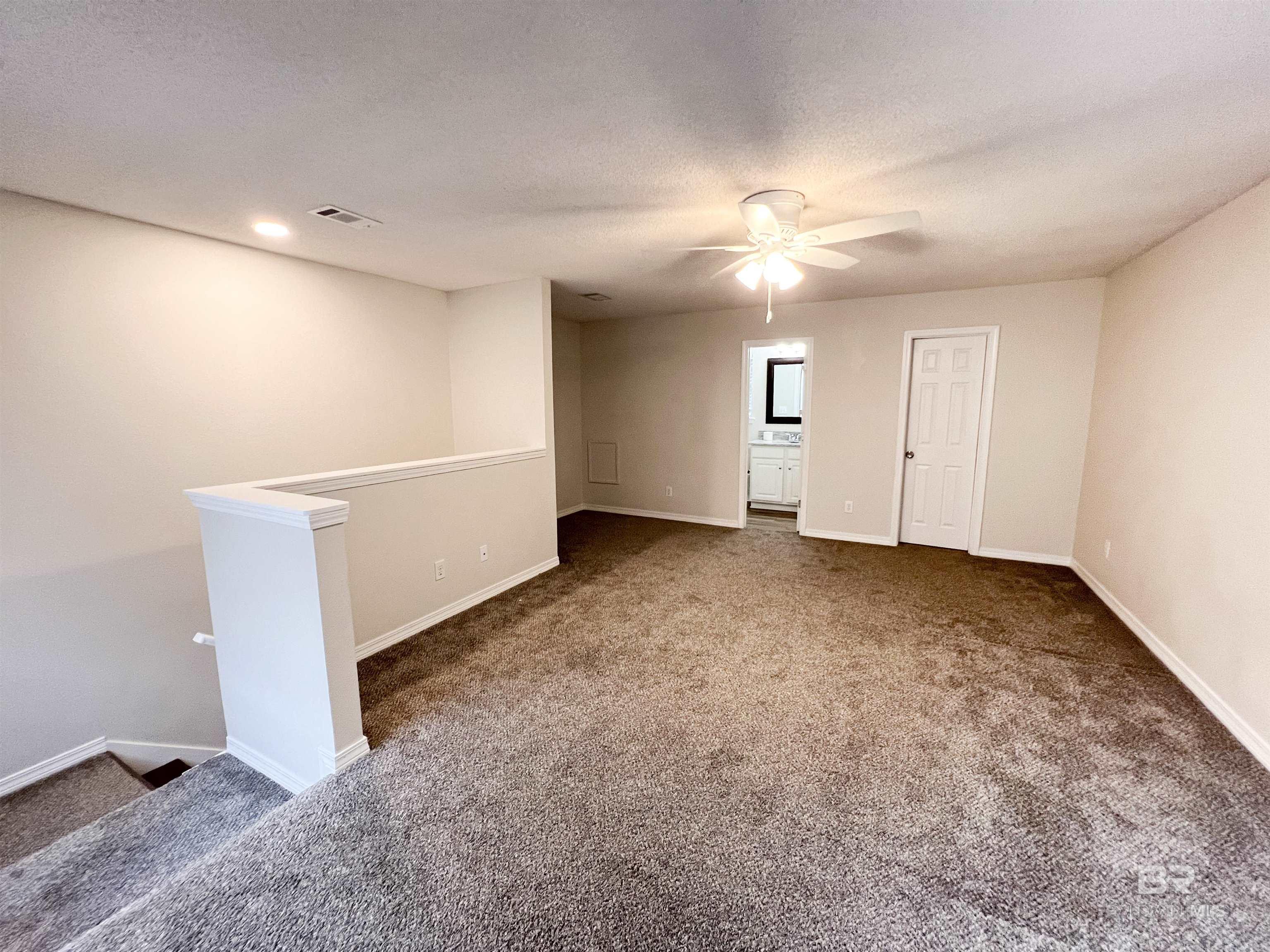 https://zimg.paragon.ice.com/ParagonImages/Property/PG/BCAR/397892/10/0/0/1b0c35ec4914455219b52ac0882be18b/7/f35cfc722beb3c8f46943f1022733a95/397892-F792C129-10FB-48A1-84FD-F65467109425.JPG