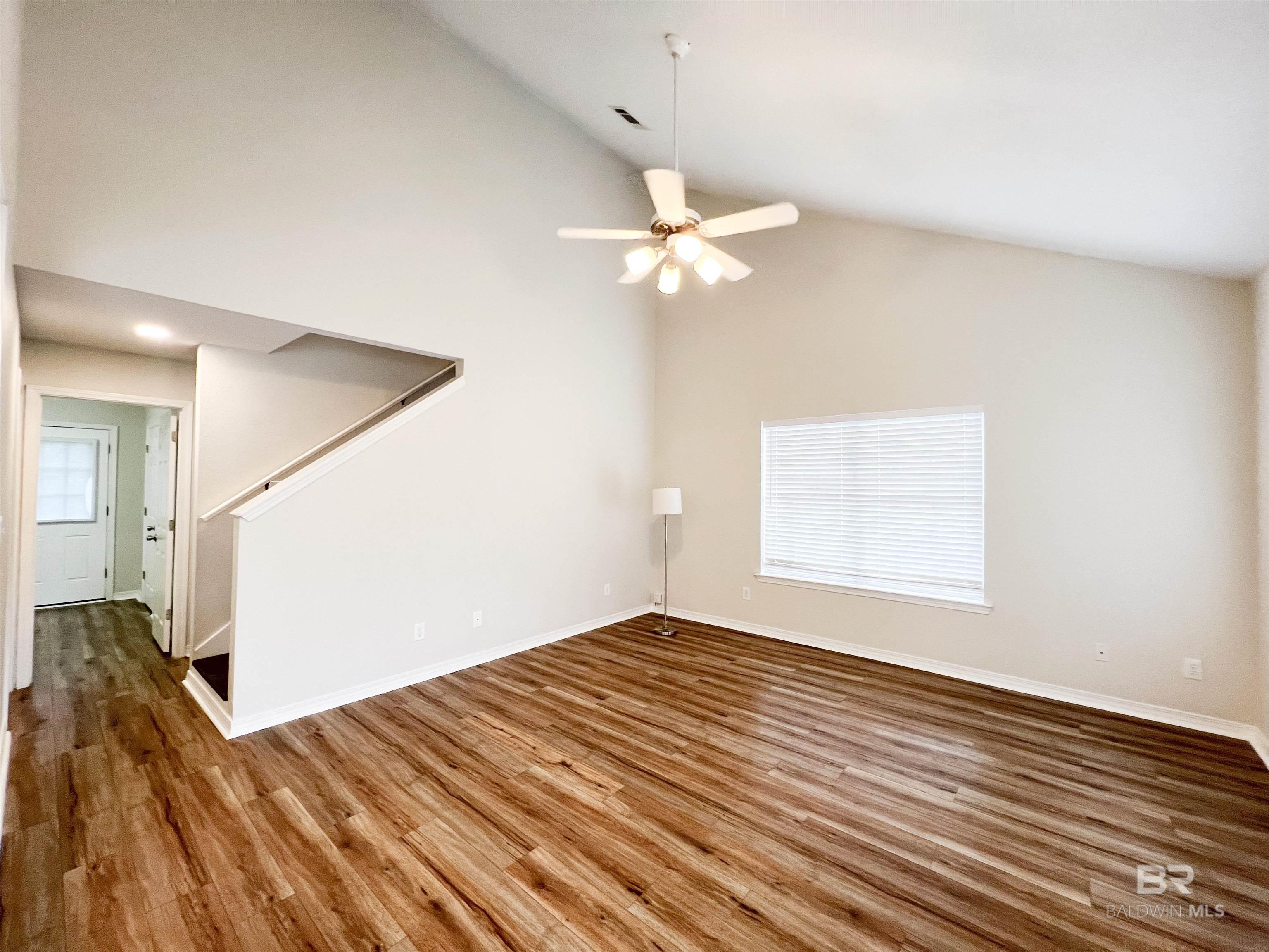 https://zimg.paragon.ice.com/ParagonImages/Property/PG/BCAR/397892/4/0/0/987f30d38f1c9587cd4fe18b53f821e5/7/f35cfc722beb3c8f46943f1022733a95/397892-204767F1-EDAC-4CA7-9FE7-61926C74B147.JPG