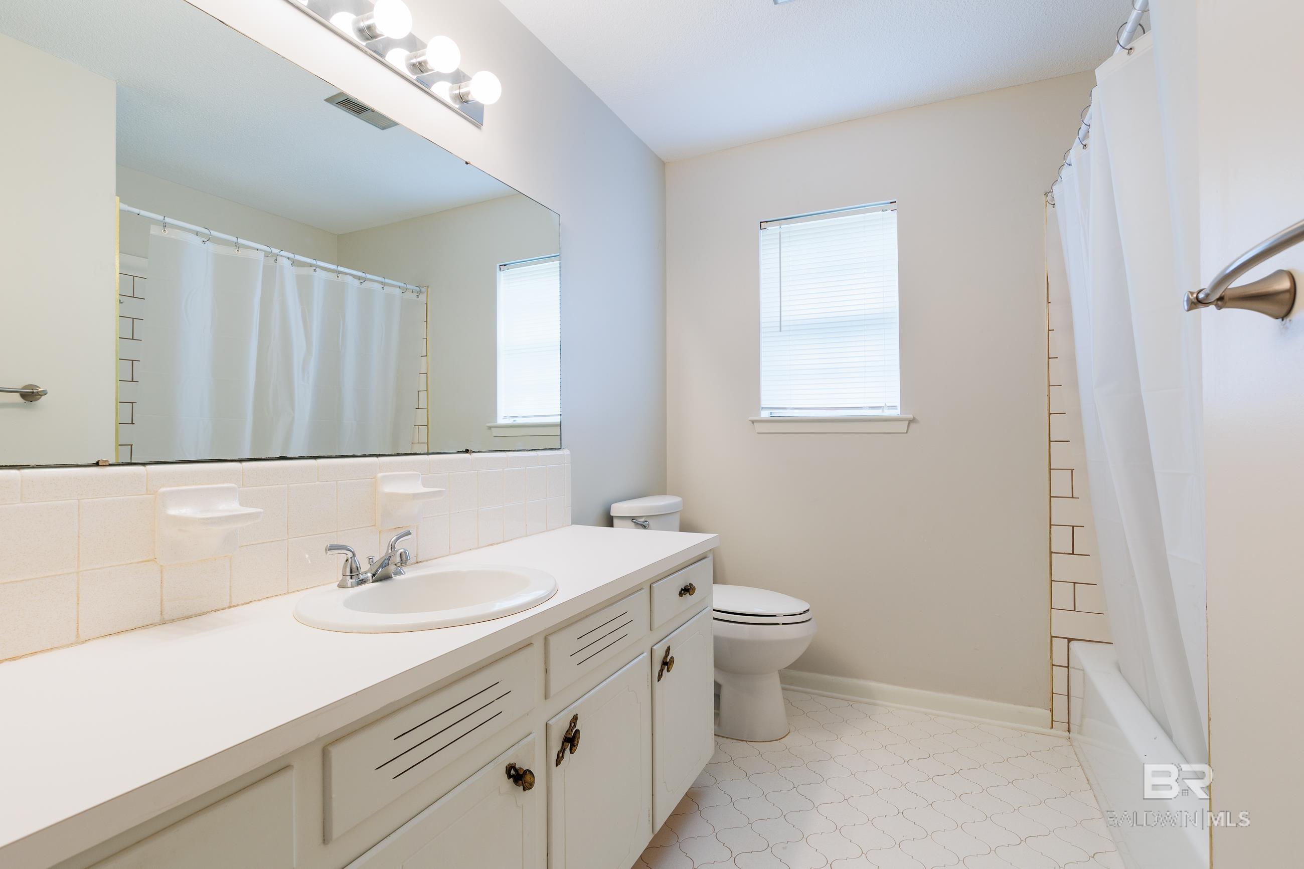 397900 | Photo 11