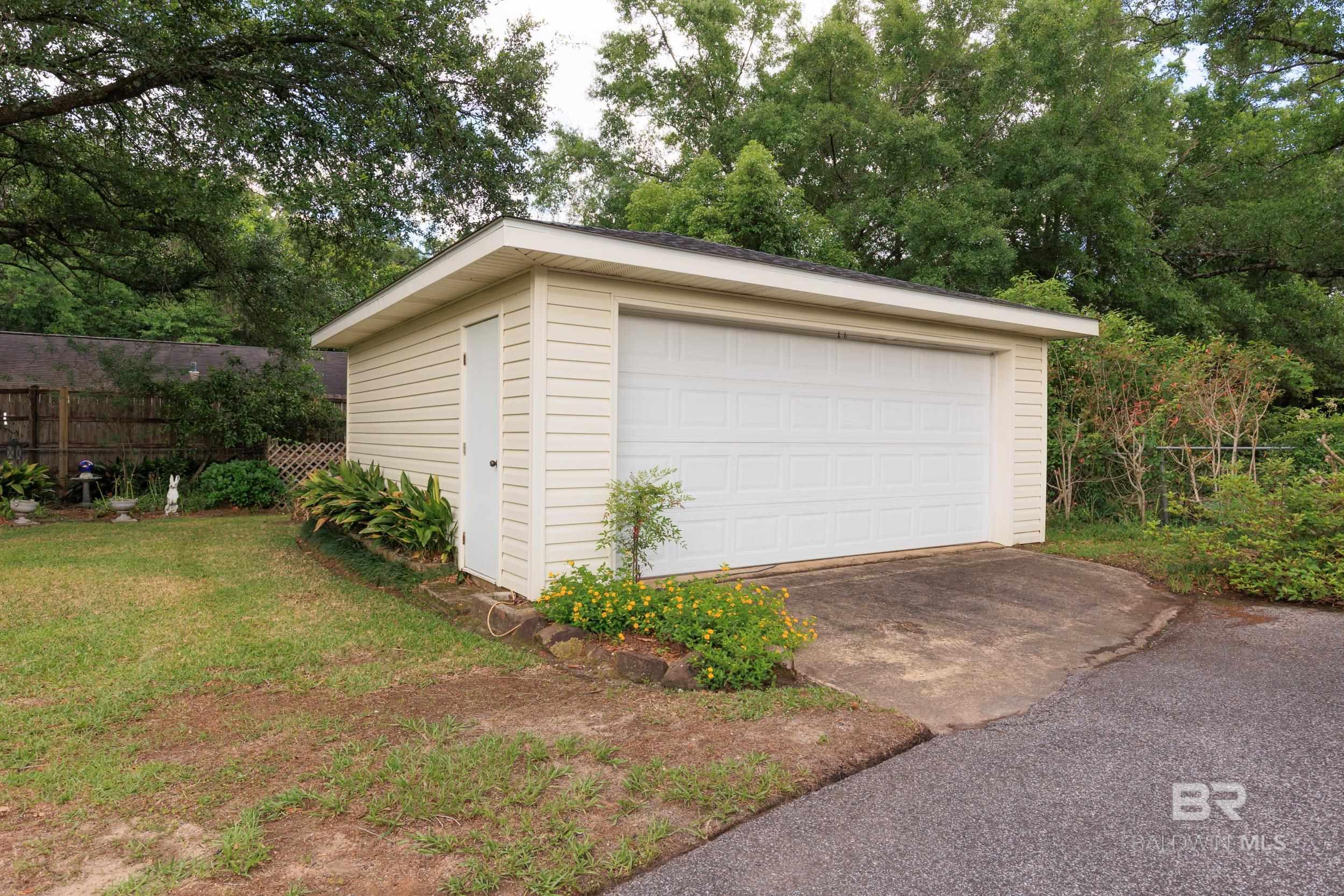 397900 | Photo 26