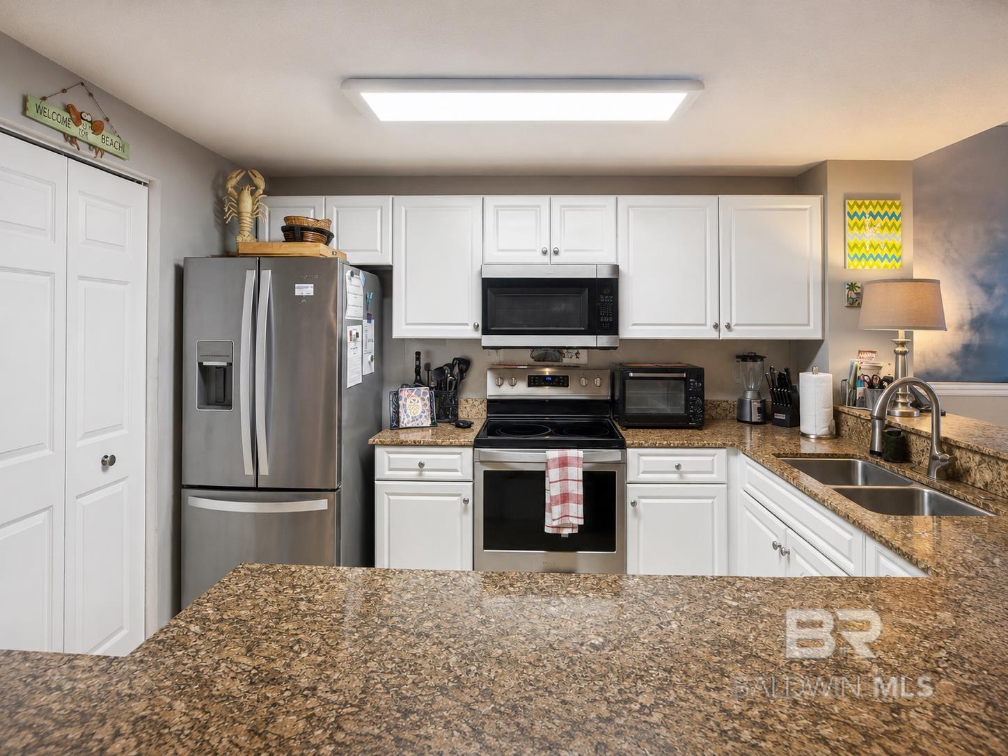 https://zimg.paragon.ice.com/ParagonImages/Property/PG/BCAR/397912/8/0/0/41b7f8bc71ff7dc9c59e5a4557cd600a/7/5a9959a09e162fc4cdcc71812a1920b3/397912-6e758e23-2101-4f42-aaa7-a18336b4ffad.JPG