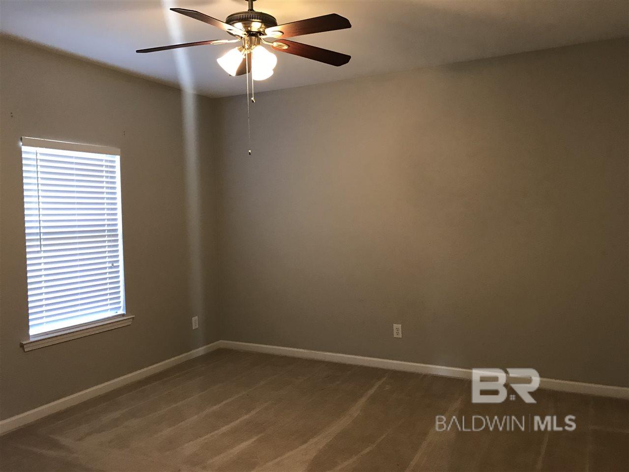 https://zimg.paragon.ice.com/ParagonImages/Property/PG/BCAR/397936/10/0/0/3347bd68d59b46bf1ae6384f259a5ea5/7/1972cdb4cb37a182c5c3d4bd3ecc129d/397936-5FE21DC4-AA2C-4E99-AB09-8D80319BA32A.JPG