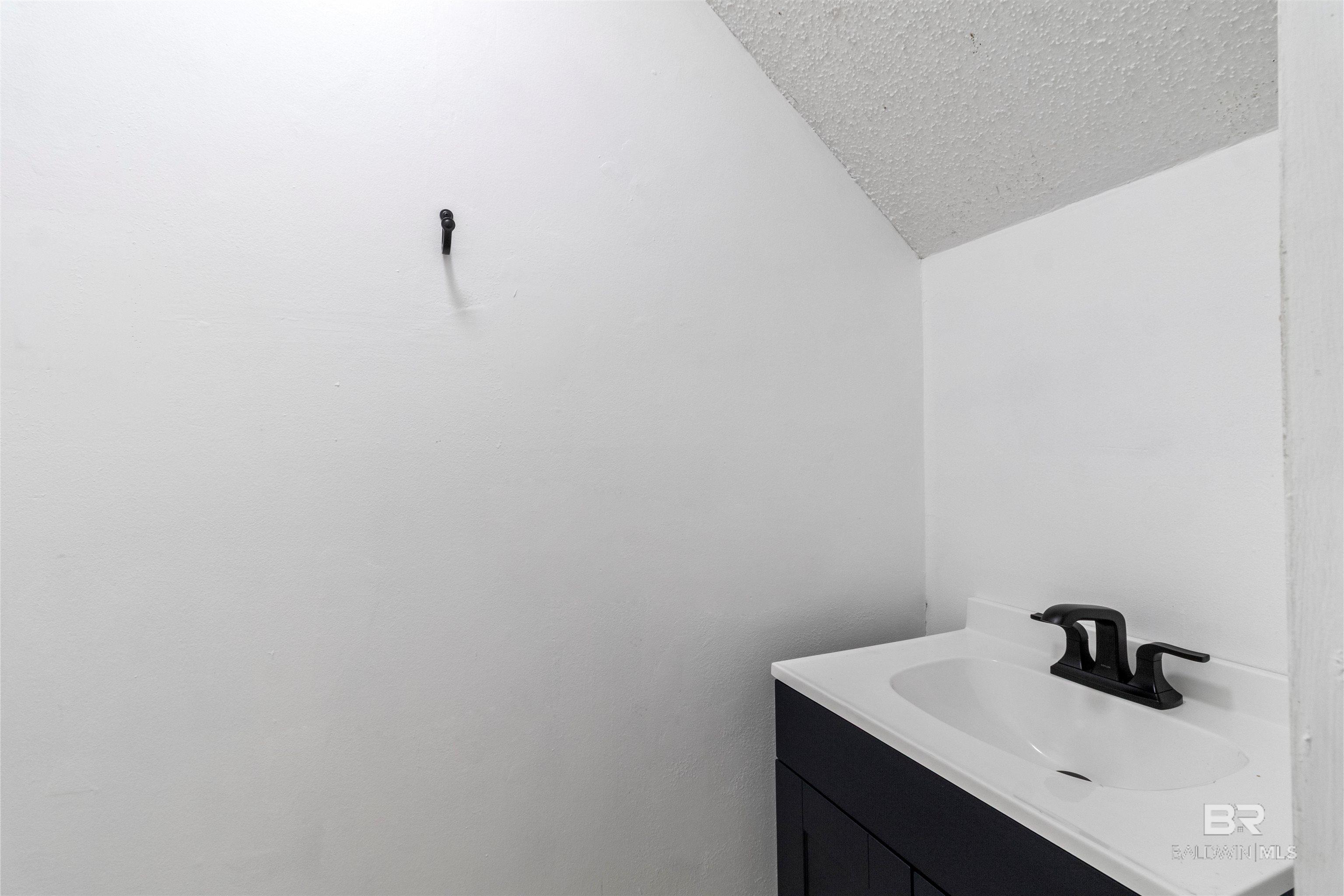 397938 | Photo 12