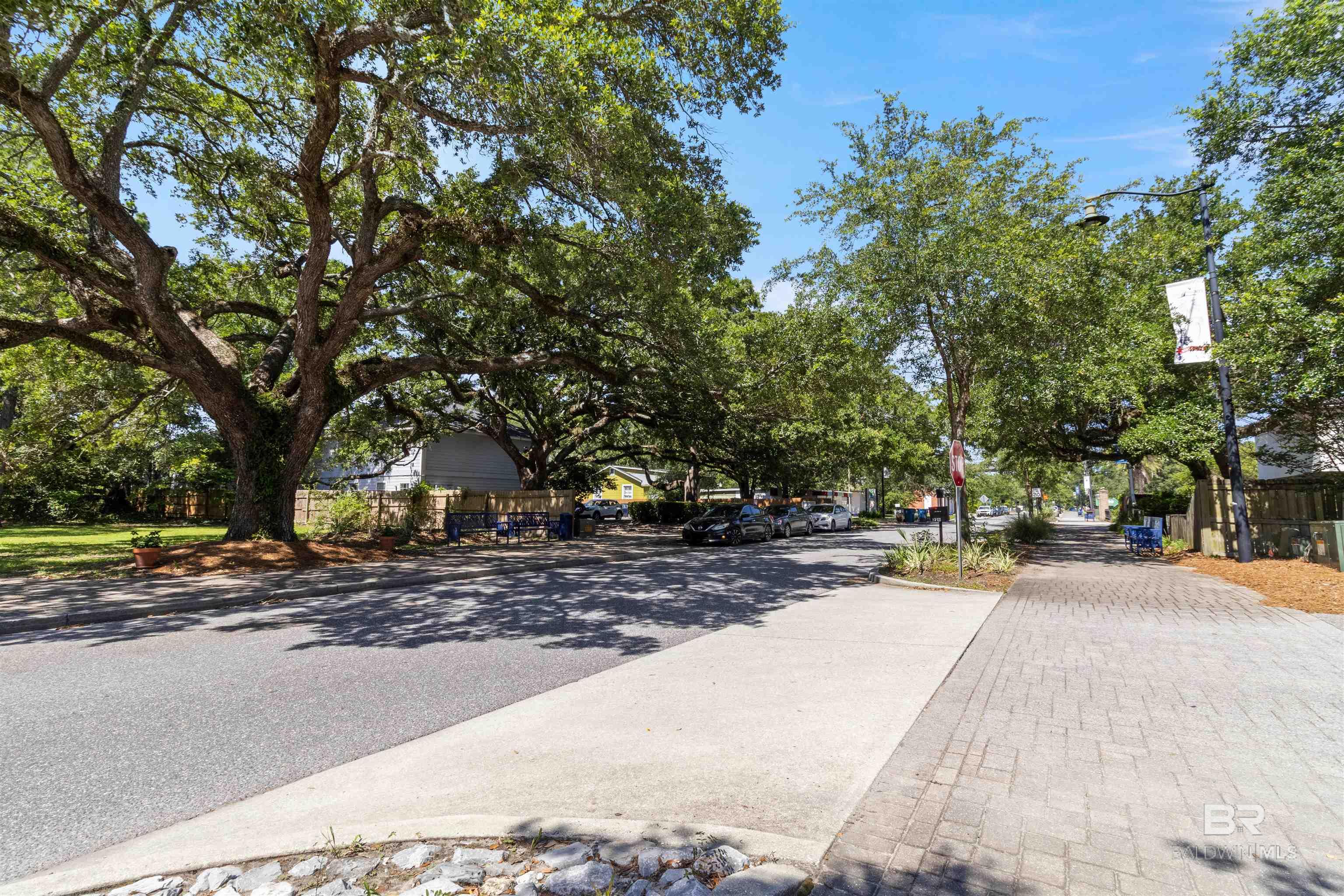 https://zimg.paragon.ice.com/ParagonImages/Property/PG/BCAR/397938/19/0/0/b82b46b96e2abf30c5e36bf0cc41ea64/7/ef64841b0c1092dde769ef453426bdc5/397938-0aee41c4-623d-4cc4-8f8d-8126e06158fe.JPG