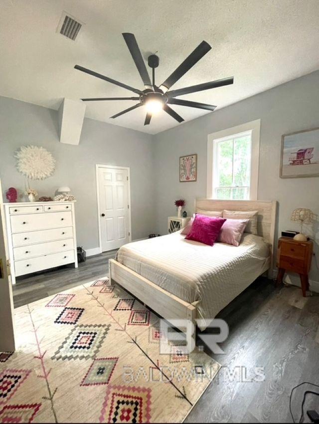 https://zimg.paragon.ice.com/ParagonImages/Property/PG/BCAR/397939/5/0/0/3329dfa67c625c1c53e54c353e69e79e/7/0c0374f4e83cb410978926b1bb37d982/397939-4973c0be-e4c7-476f-a054-7b62bfcf98e8.JPG