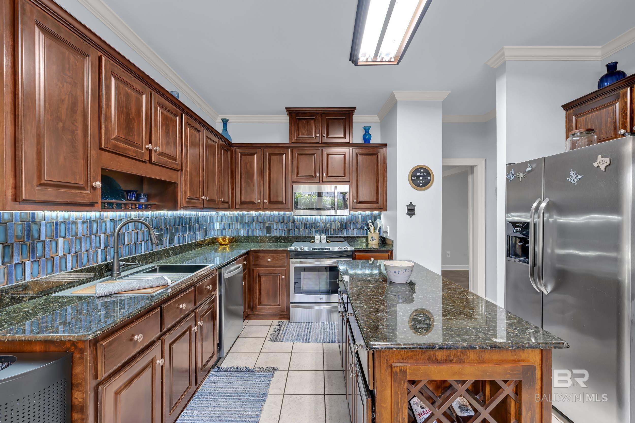 https://zimg.paragon.ice.com/ParagonImages/Property/PG/BCAR/398005/13/0/0/9e59b413d7aaf8f27761637c4a8967ab/7/556af96b6a8de13960e2180221836a72/398005-dae57399-49c7-444d-8720-c7c09eb29bc7.JPG