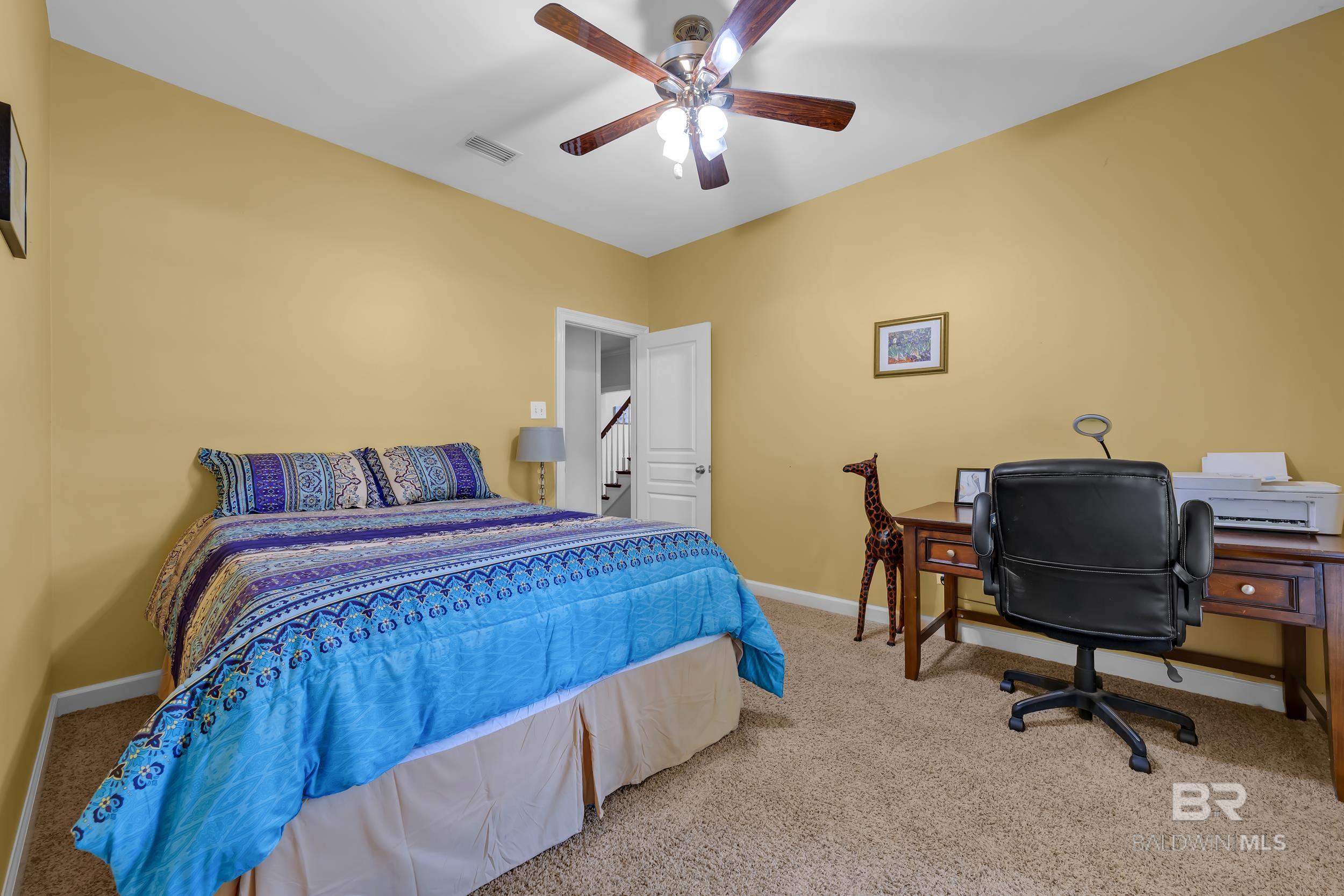 https://zimg.paragon.ice.com/ParagonImages/Property/PG/BCAR/398005/22/0/0/90d0e6b3b81a655b54bd0e0241e065c7/7/556af96b6a8de13960e2180221836a72/398005-6b93595f-49b5-4576-86ad-f68b60ed36be.JPG