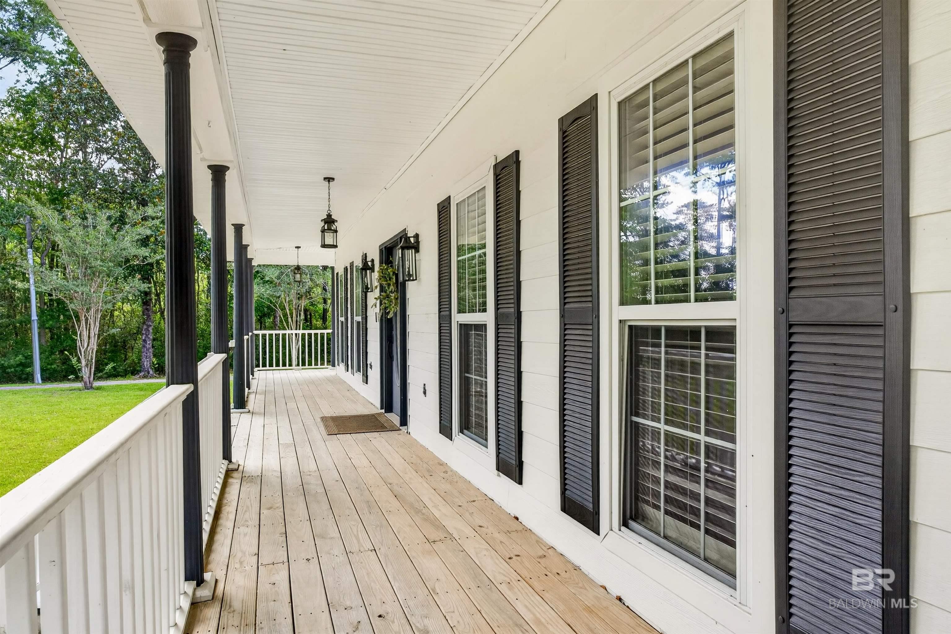 https://zimg.paragon.ice.com/ParagonImages/Property/PG/BCAR/398016/2/0/0/a6606150ba1cf1c8b4f06cc68f800029/7/8df4339792b544a3081529926ba6feee/398016-e9332276-bef1-4710-af51-26937d7b56cb.JPG