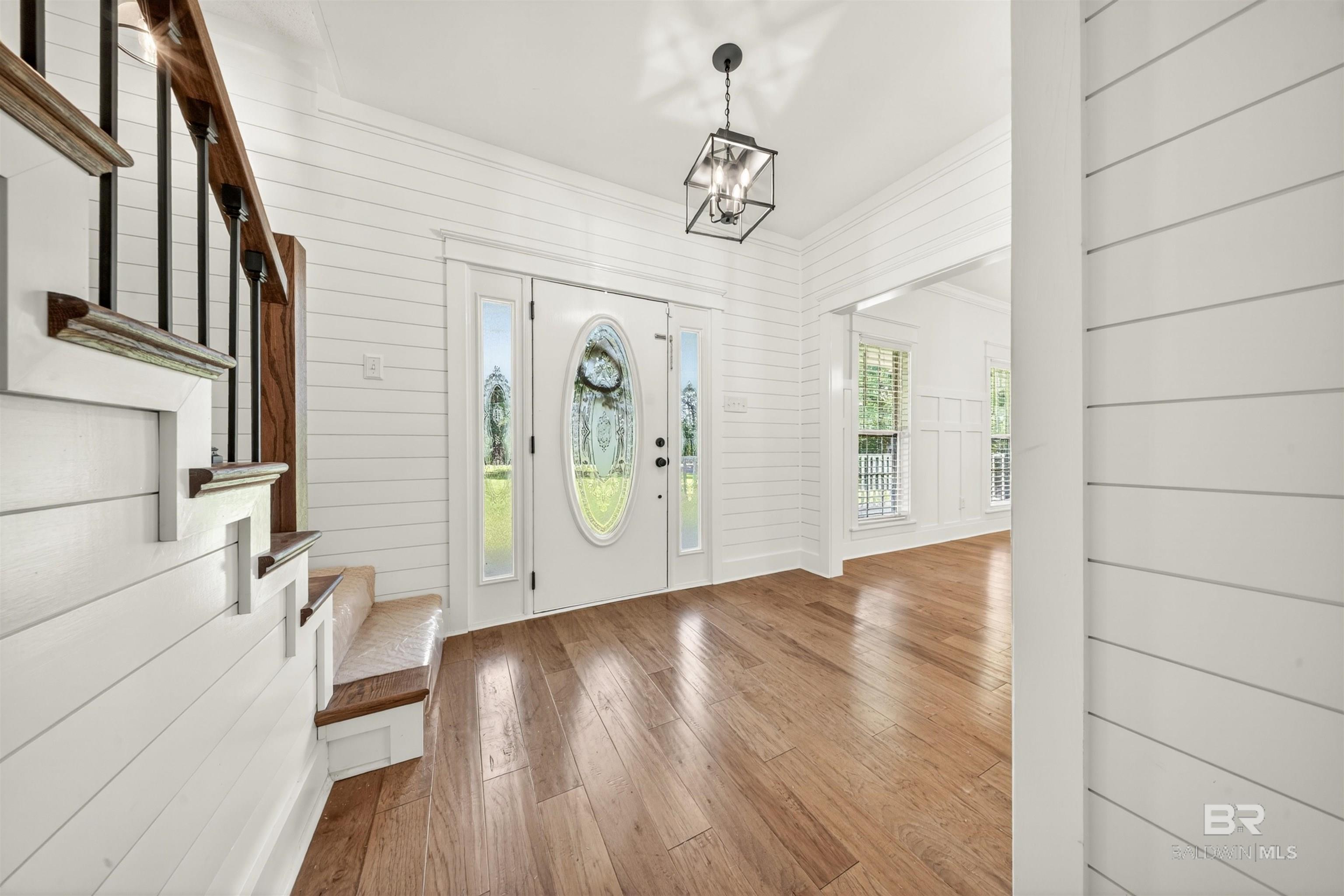https://zimg.paragon.ice.com/ParagonImages/Property/PG/BCAR/398016/5/0/0/7e0e039882b998bd517d99b38b225d11/7/8df4339792b544a3081529926ba6feee/398016-6fbdda1a-c685-4bdf-8e78-8c7527931fb9.JPG