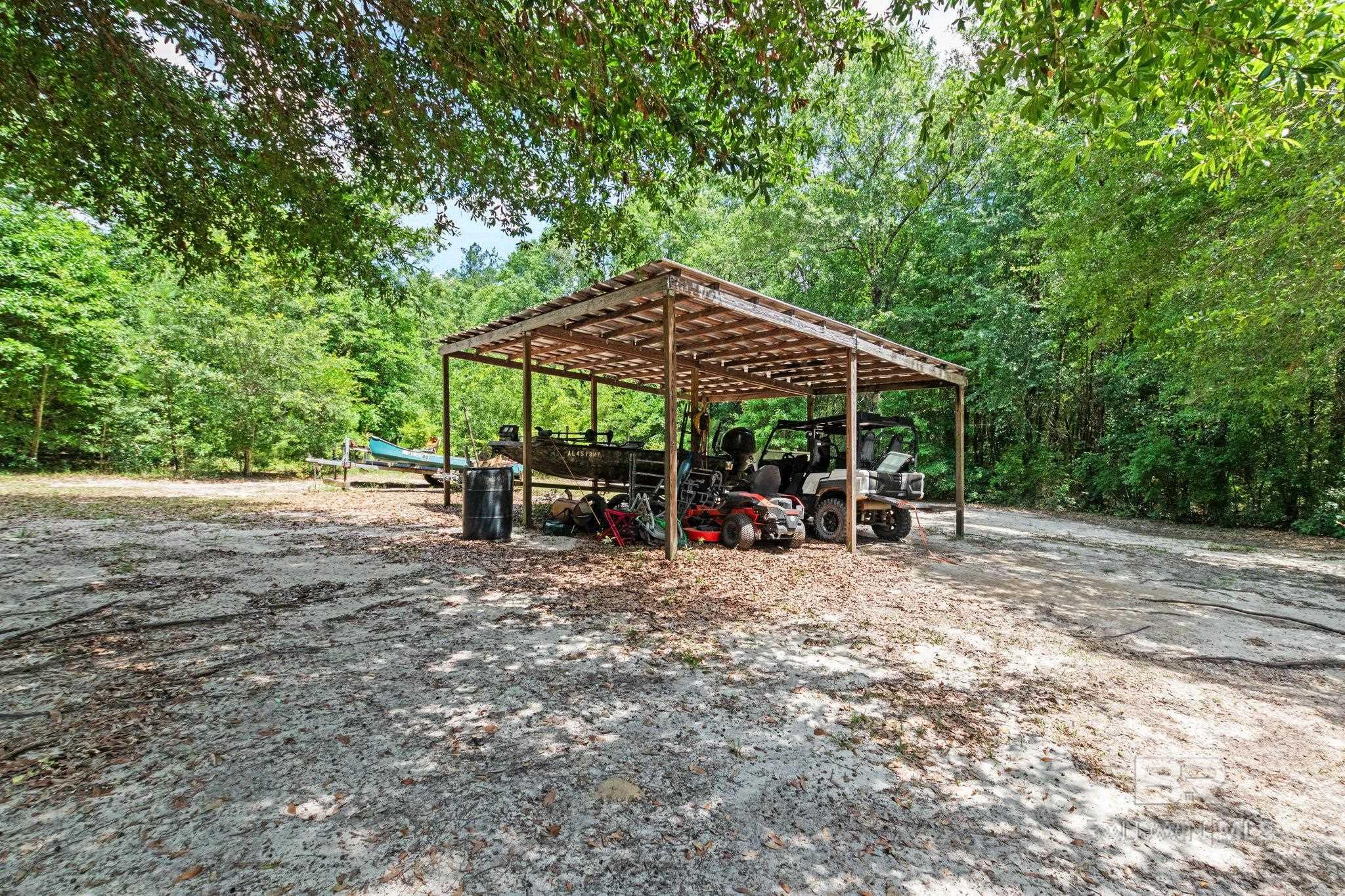 https://zimg.paragon.ice.com/ParagonImages/Property/PG/BCAR/398017/42/0/0/5e77583ce38e172041609dda52975865/7/39a6214cb0b430e5fedb5d91f9caa7ca/398017-10d30e17-4556-4e9d-b853-15fed2f3a5f6.JPG