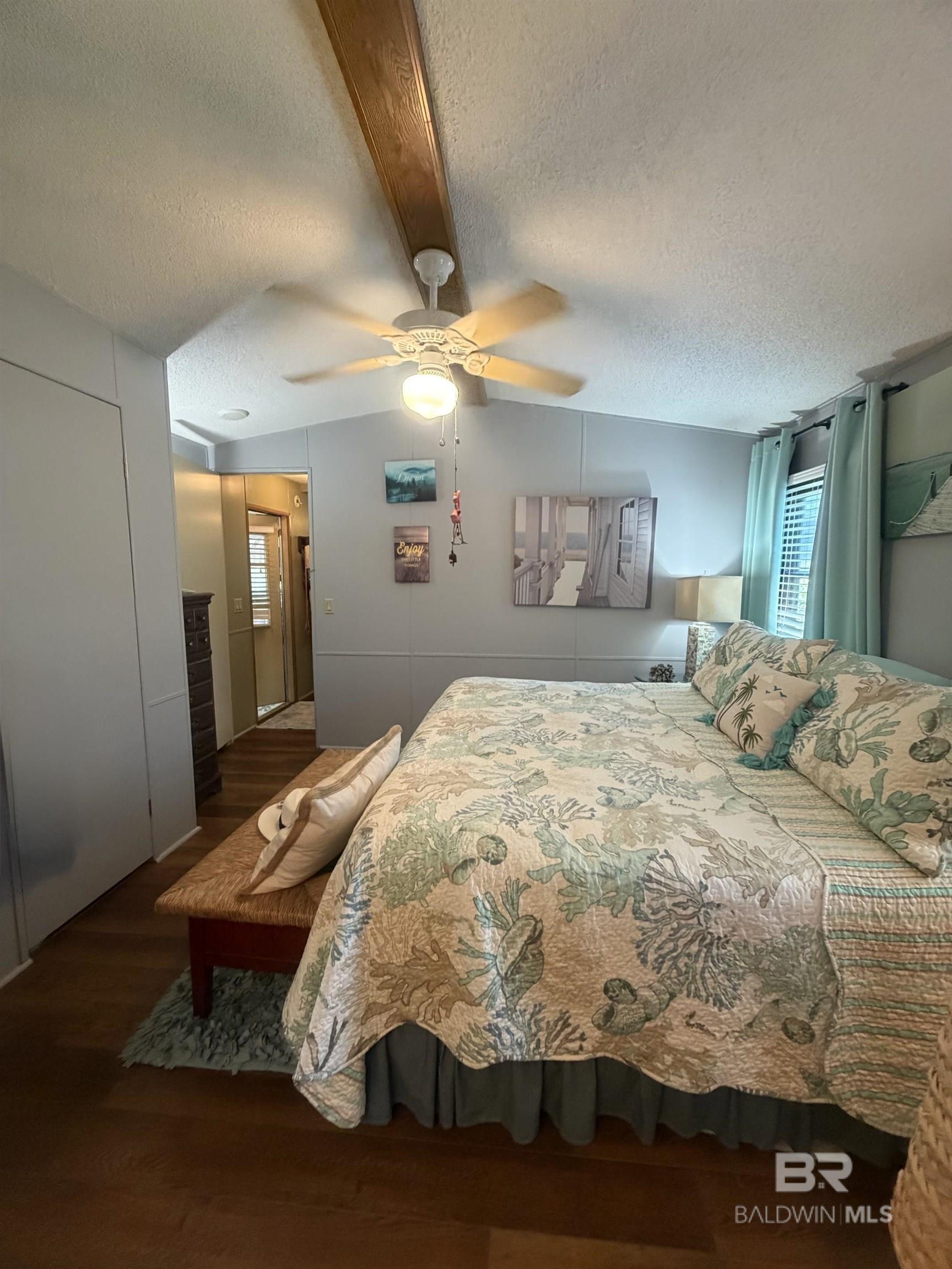 https://zimg.paragon.ice.com/ParagonImages/Property/PG/BCAR/398018/14/0/0/61fd75b467c4c701ea916f25caf26394/7/708a2478d4246004a1ed01a10ae8e5ca/398018-63c33842-a378-4848-aeed-86e1e50c29cc.JPG