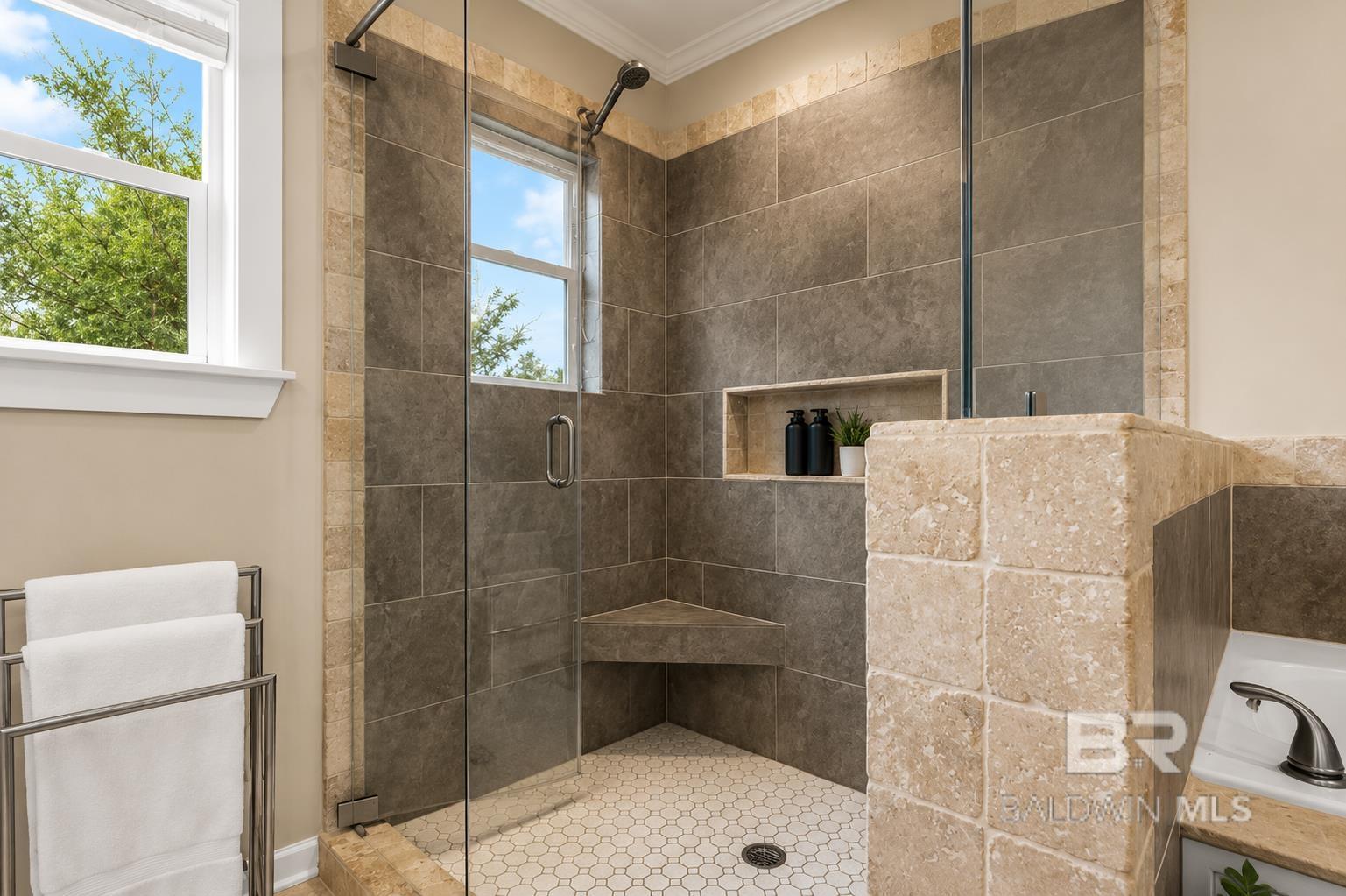 https://zimg.paragon.ice.com/ParagonImages/Property/PG/BCAR/398019/15/0/0/7b443962e958c45432de236c58f31af9/7/5c27618fd9111b76c65dbff988d93554/398019-a6276719-9c5a-40fa-907e-deecfc1fbd1c.JPG