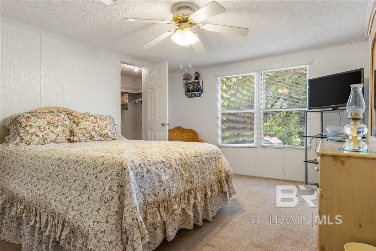 https://zimg.paragon.ice.com/ParagonImages/Property/PG/BCAR/398020/21/0/0/206c071b758b4a6724e2251526b2be37/7/c0558df8a9d32c67eefb9b336b803680/398020-34f24a77-4148-4cc4-8705-be2abccaf6b9.JPG
