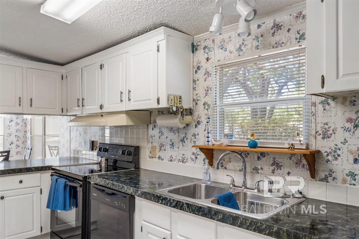 https://zimg.paragon.ice.com/ParagonImages/Property/PG/BCAR/398020/5/0/0/156e54809c3b652ffdbffbac80650584/7/c0558df8a9d32c67eefb9b336b803680/398020-74bda176-45aa-4c3f-956c-c7ce8644ebed.JPG