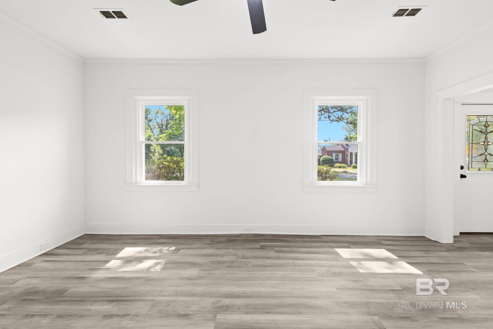 https://zimg.paragon.ice.com/ParagonImages/Property/PG/BCAR/398021/10/0/0/89c010416e3784f91034e574c5224da6/7/3f624b2e30b60fab4f6b5d95ff661a78/398021-d7d3078a-28b0-4d20-925f-09b21d46c44c.JPG