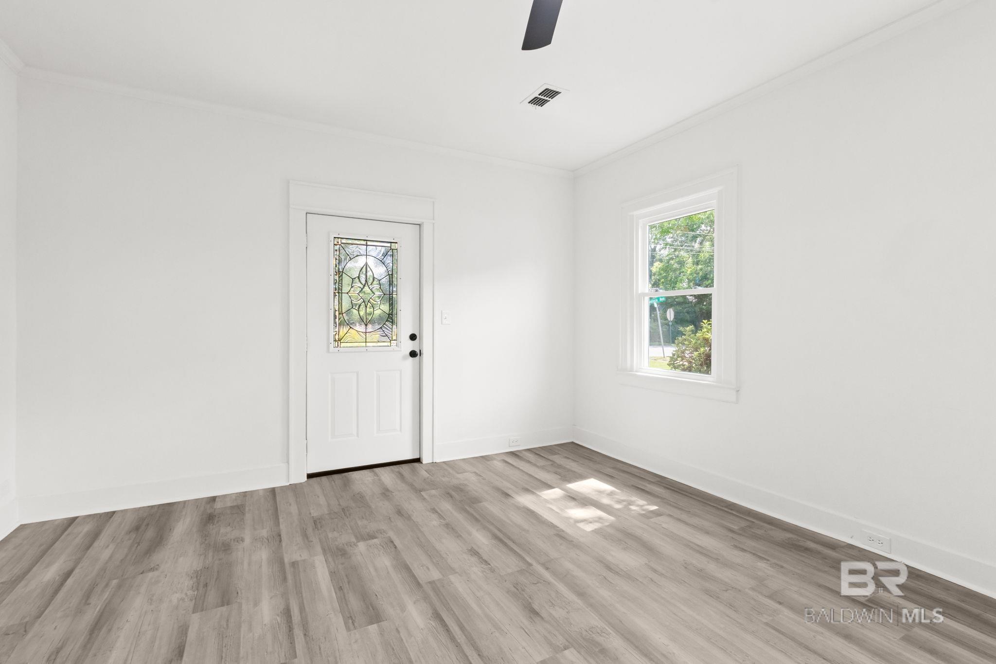 https://zimg.paragon.ice.com/ParagonImages/Property/PG/BCAR/398021/11/0/0/e9adbd6798f6d7239f0fc2d66fb034a4/7/3f624b2e30b60fab4f6b5d95ff661a78/398021-44df5927-d82d-43a4-a7c5-7857c240e525.JPG